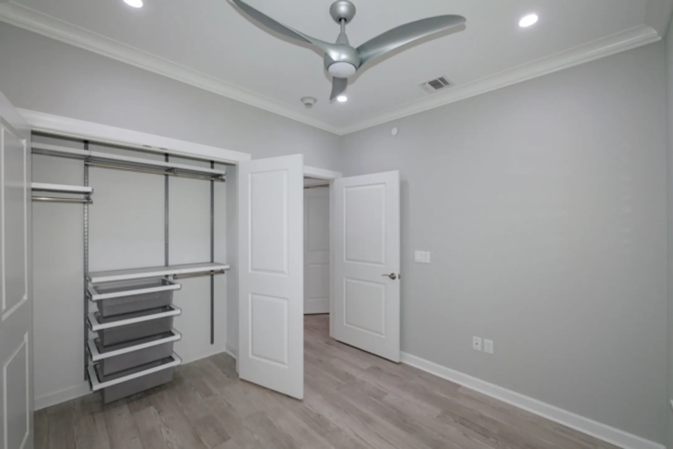 Fairfield Knolls At Deer Park Apartments Deer Park, NY 11729