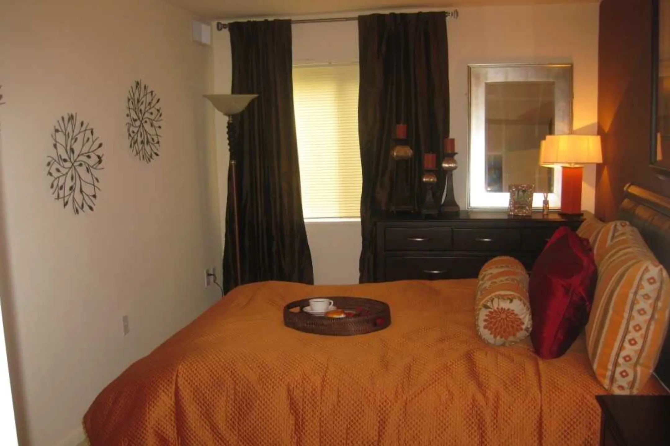 Bedroom - Cameron Pointe - Hyattsville, MD