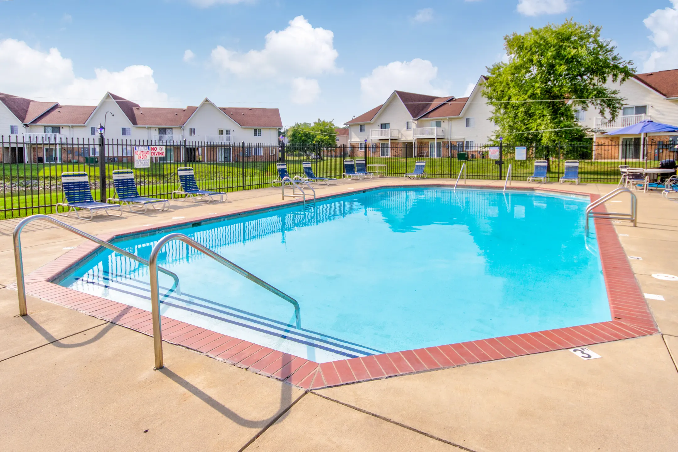 Waterstone Place Apartments Indianapolis, IN 46229