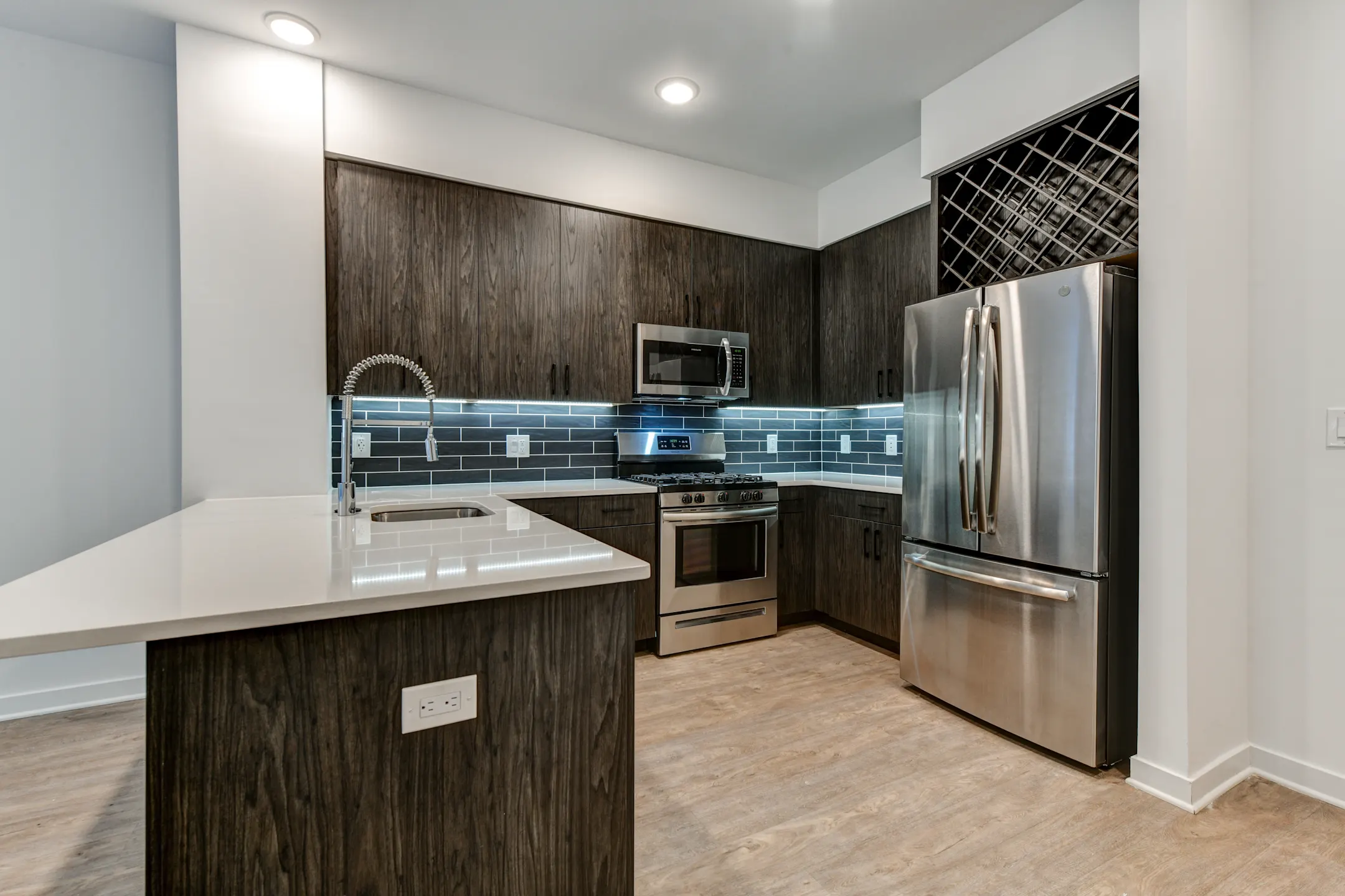 Kitchen - 100 House - Jersey City, NJ