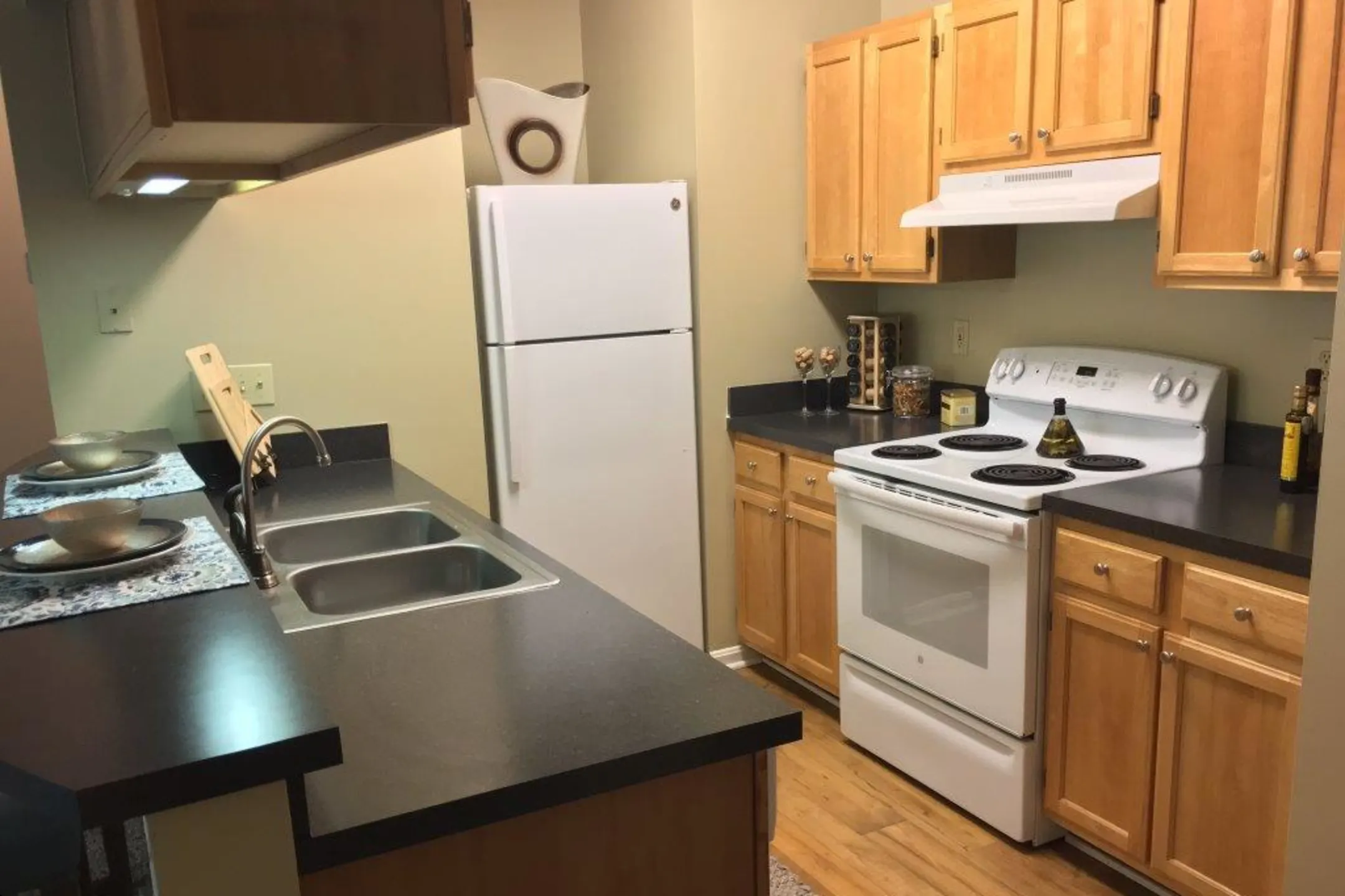 Kitchen - Mill Pond Village - Salisbury, MD