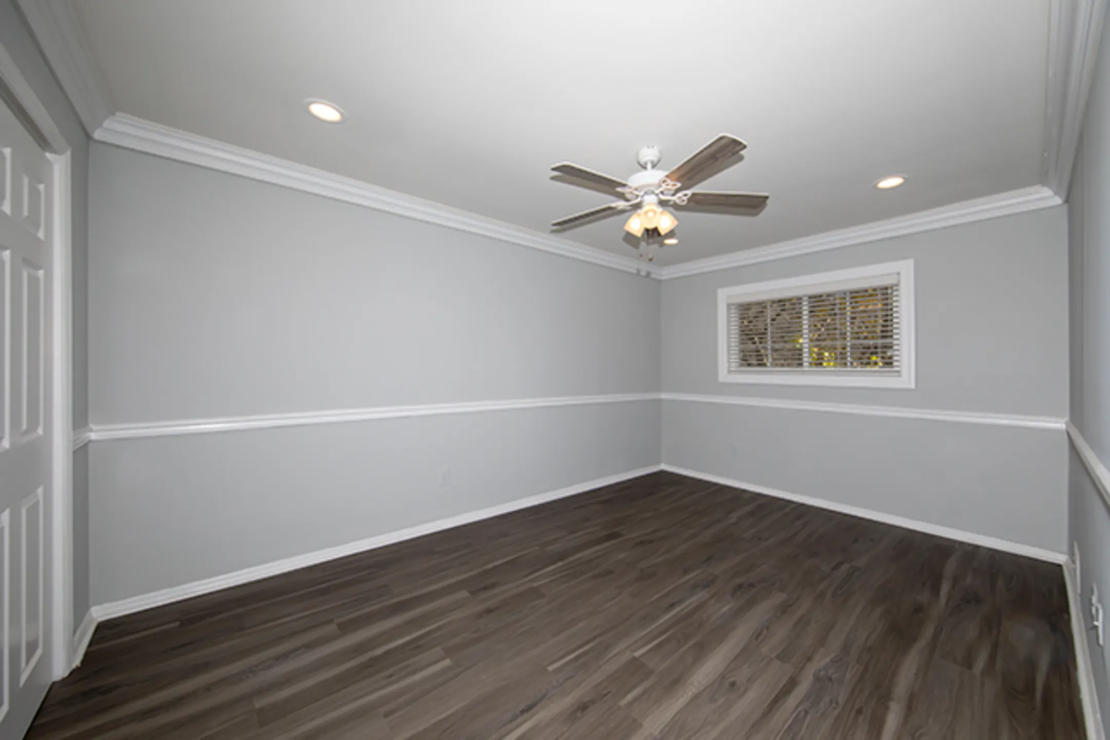 Fairfield Falls 1 & 2 Dark Hallow, 38 Presidents Dr Port Jefferson