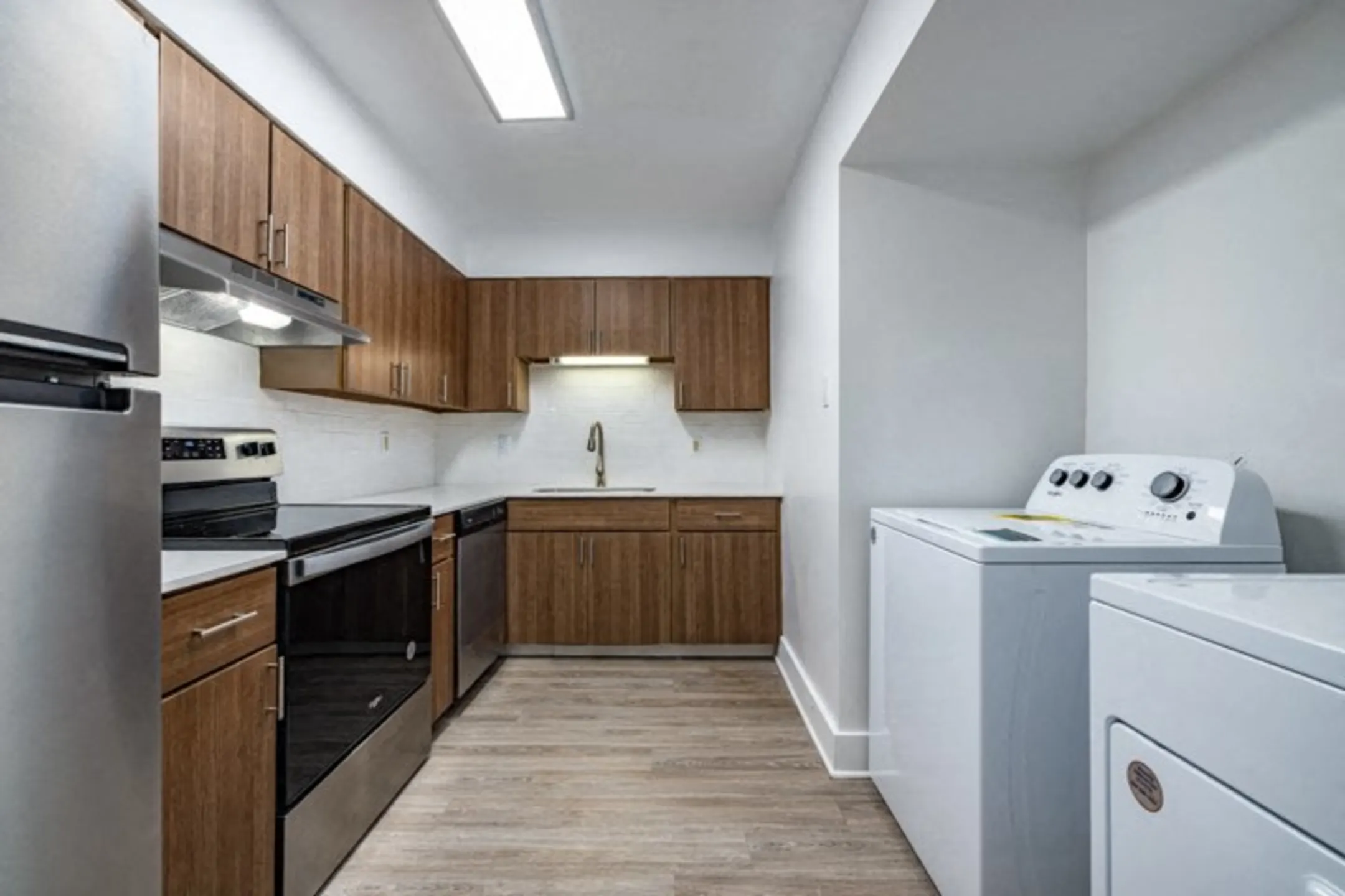 skye-oaks-apartments-brandon-fl-33510