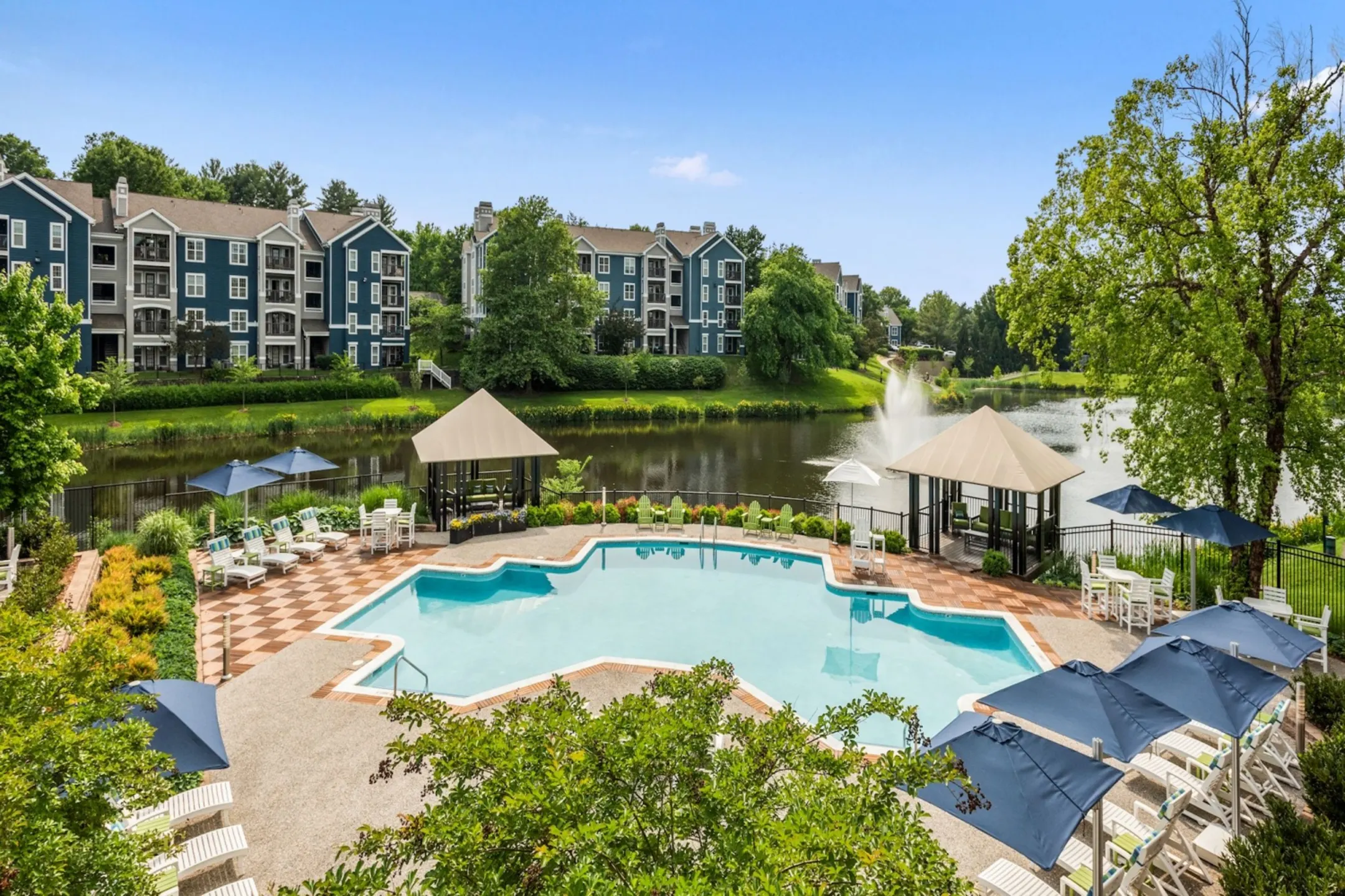 Lakeside Apartments Centreville, VA 20121