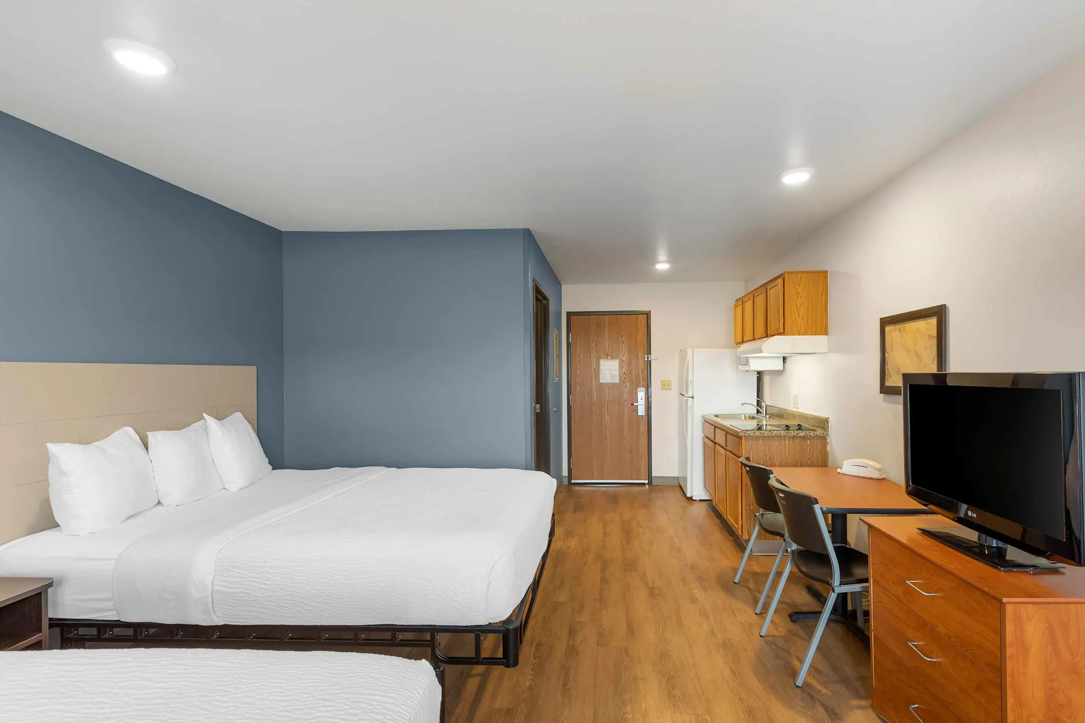 Furnished Studio Firestone 11334 Business Park Cir Firestone, CO