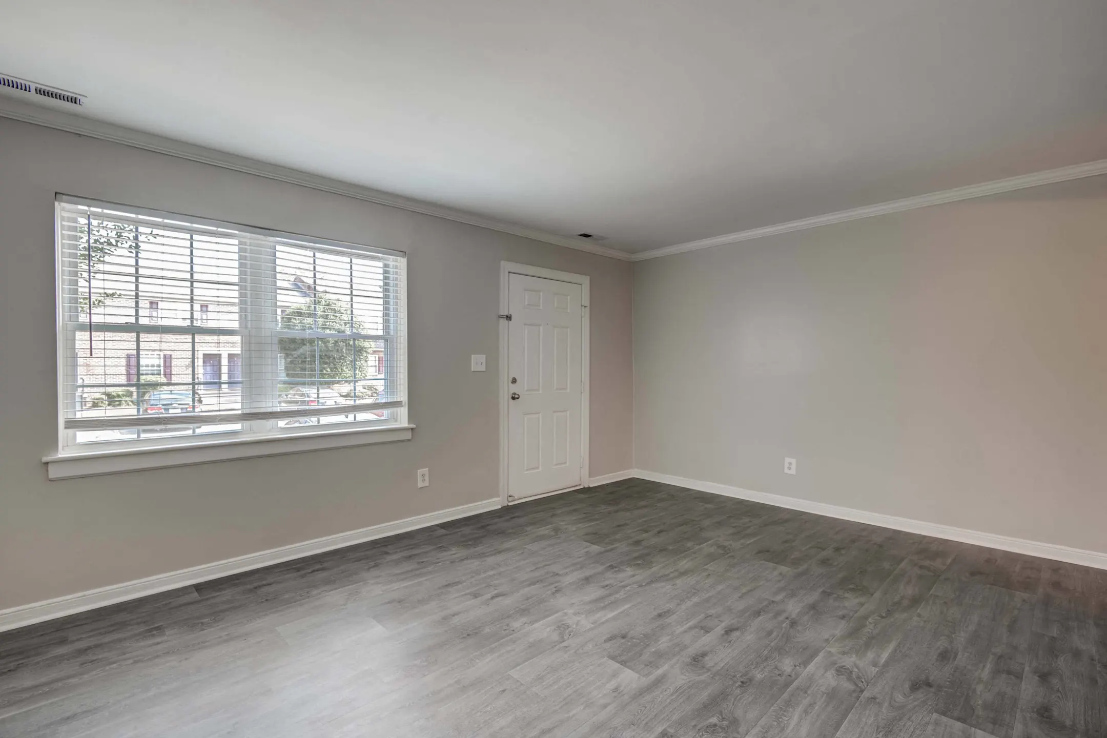 Maple Bay Townhomes Apartments Virginia Beach, VA 23454