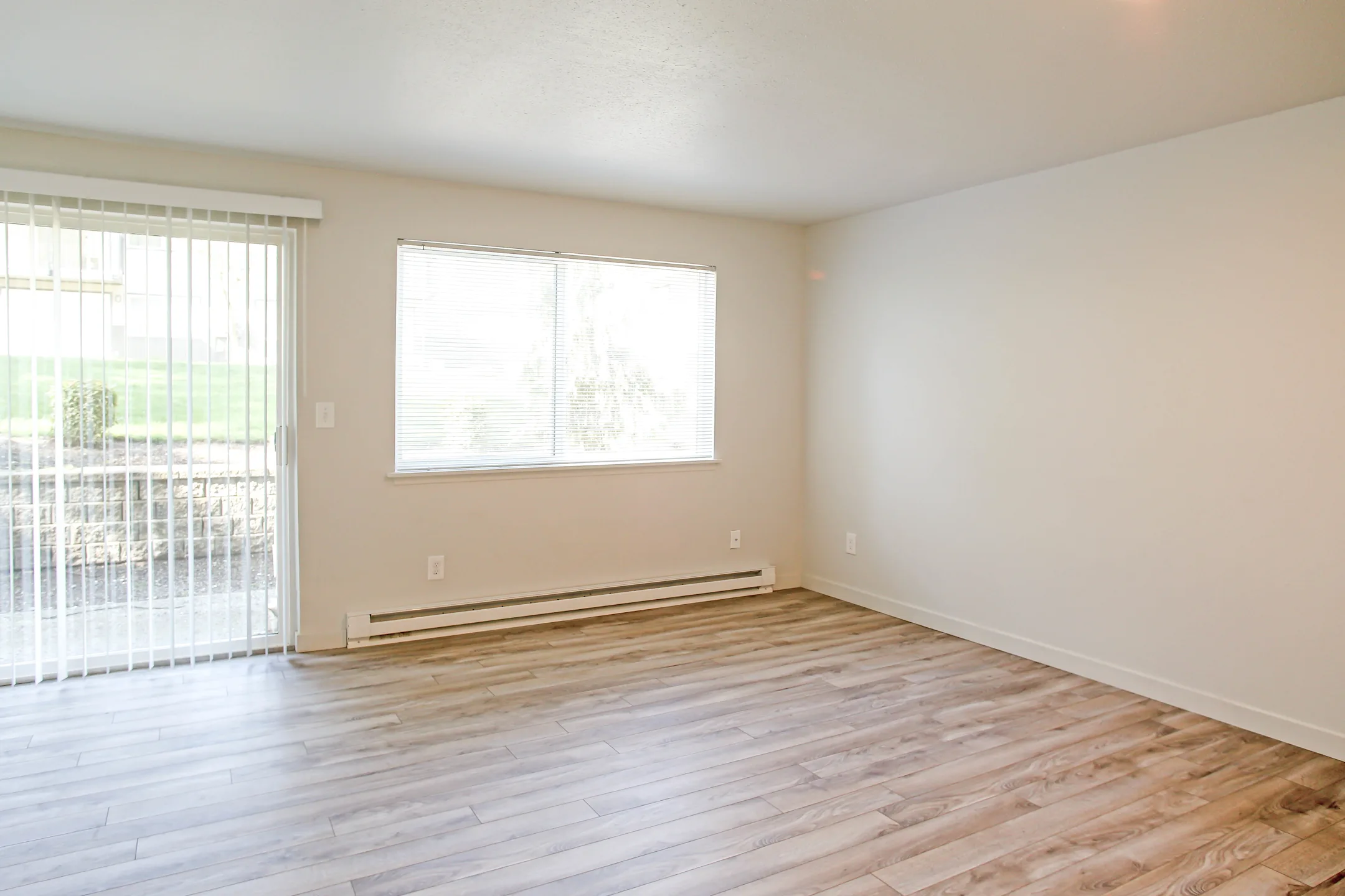 Gig Harbor Villa 5900 Soundview Dr Gig Harbor, WA Apartments for