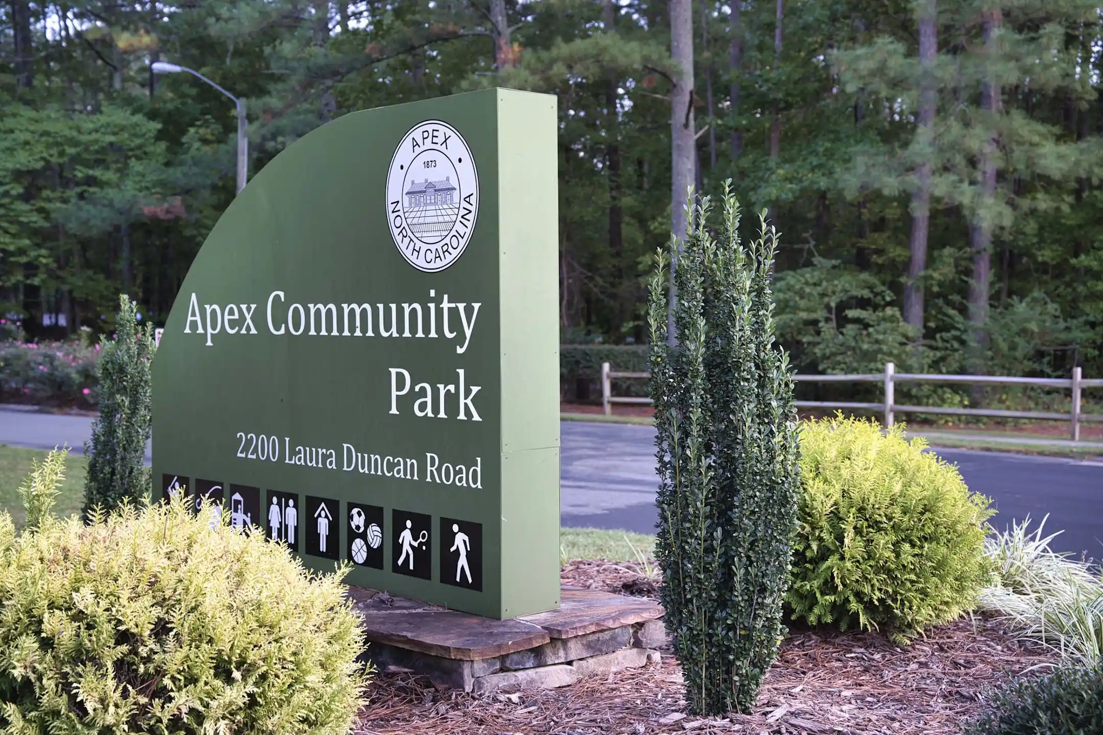 Camden Lake Pine Apartments Apex, NC 27523