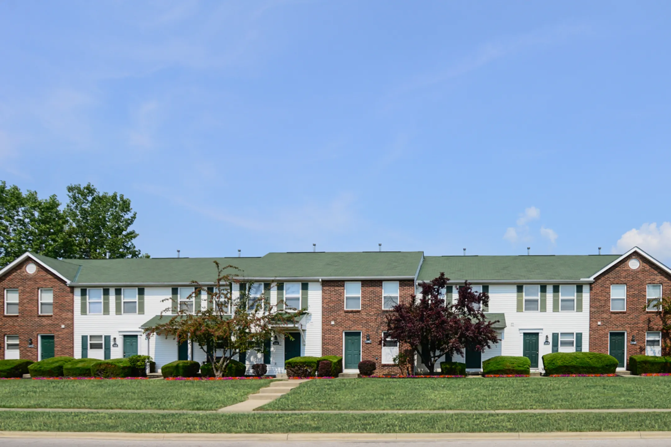 Creekside Townhomes / Cherryhill - Columbus, OH