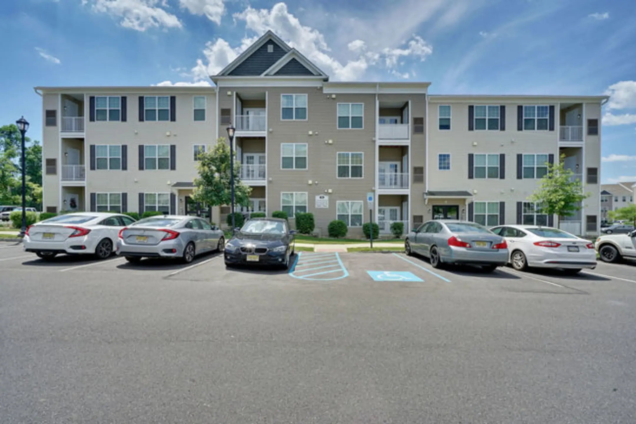 Building - Mi-Place at West Rancocas - Mount Holly, NJ