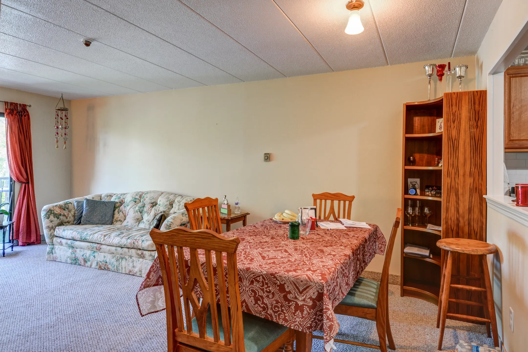 Dining Room - Parkwood Drive Apartments - Malden, MA