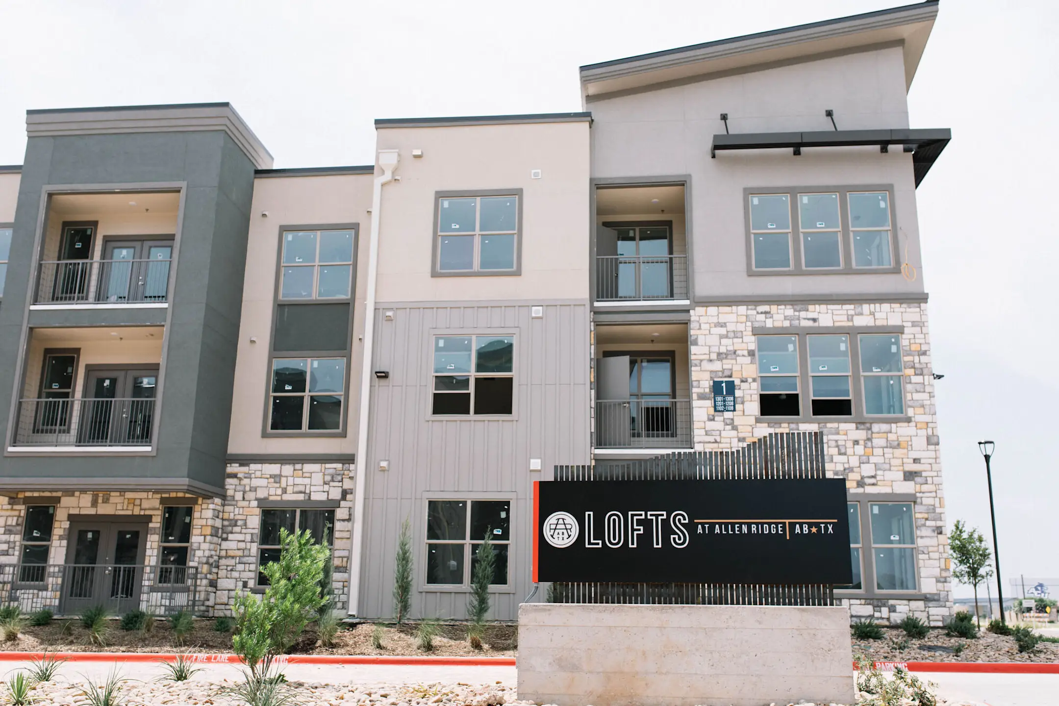 Lofts at Allen Ridge 2541 North Judge Ely Boulevard Abilene, TX