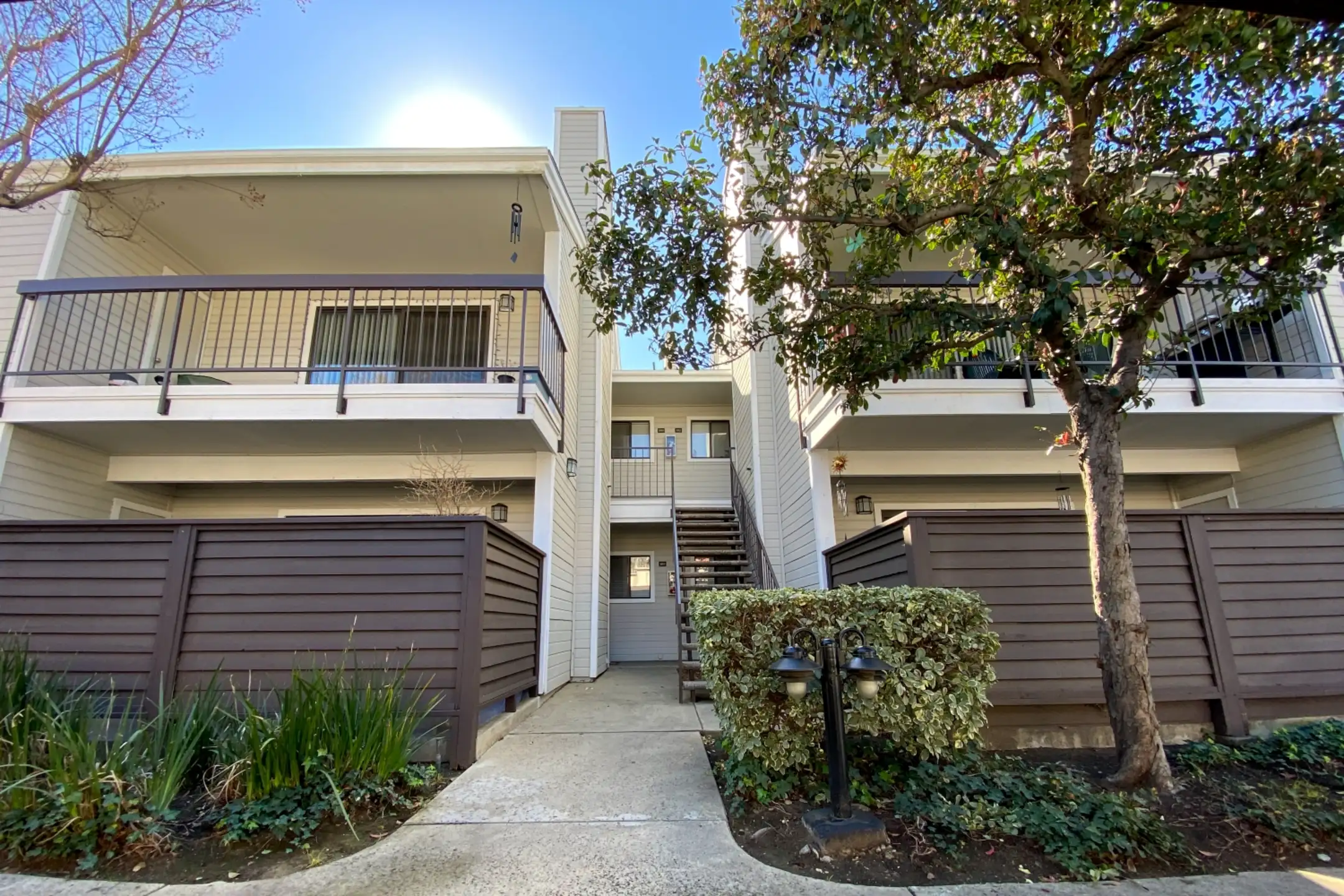 Woodmere Apartments 910 W Phillips St Ontario, CA Apartments for