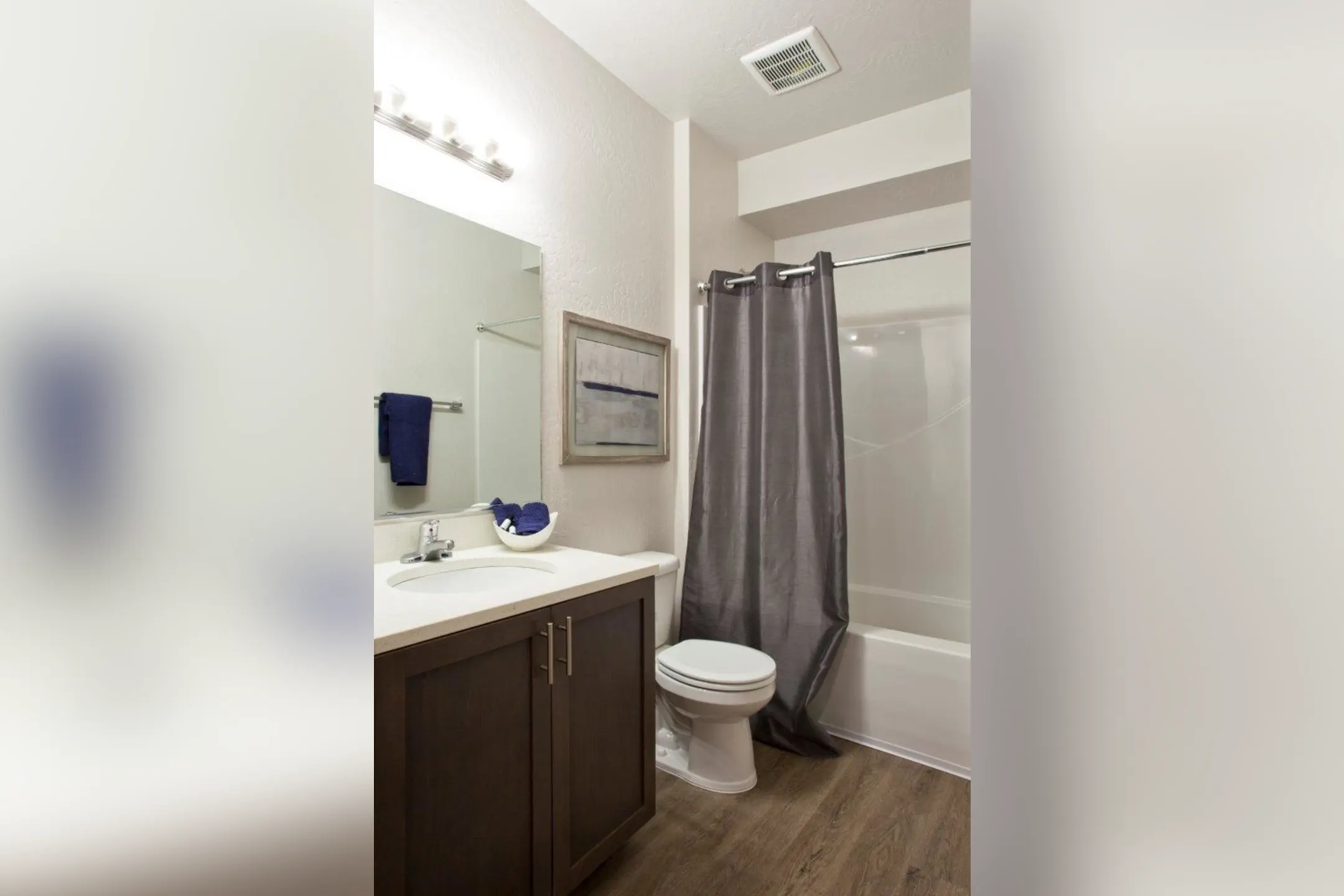 Bathroom - Prairie Pointe Apartments and Townhomes - Coeur D Alene, ID