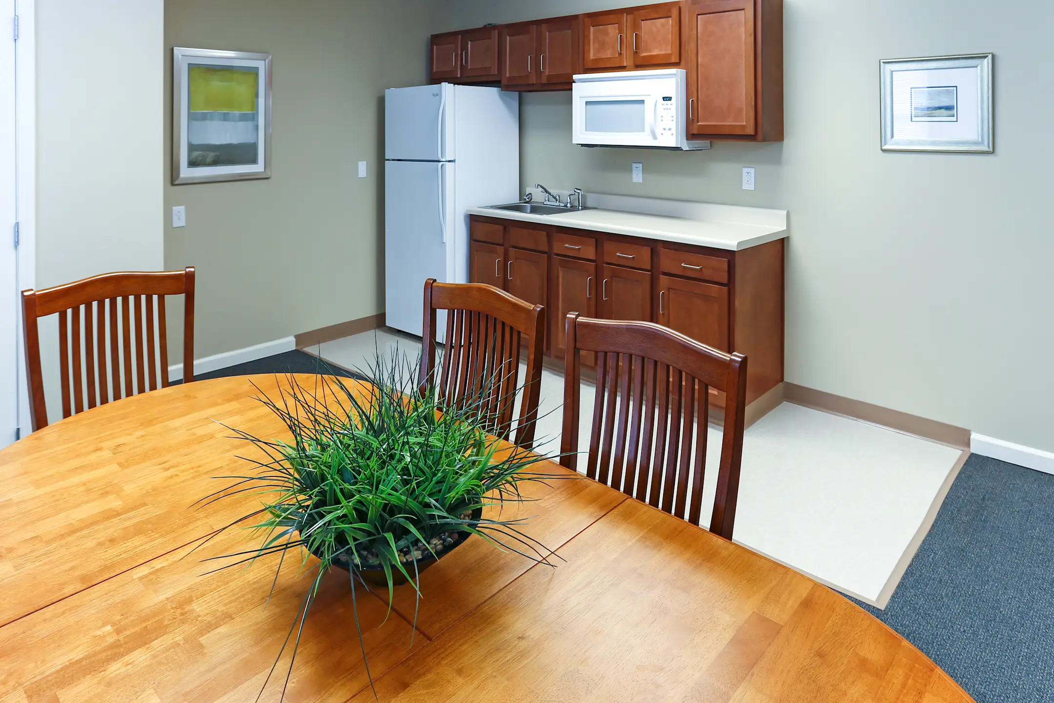 Transit Pointe Senior Apartments 8040 Roll Rd East Amherst, NY