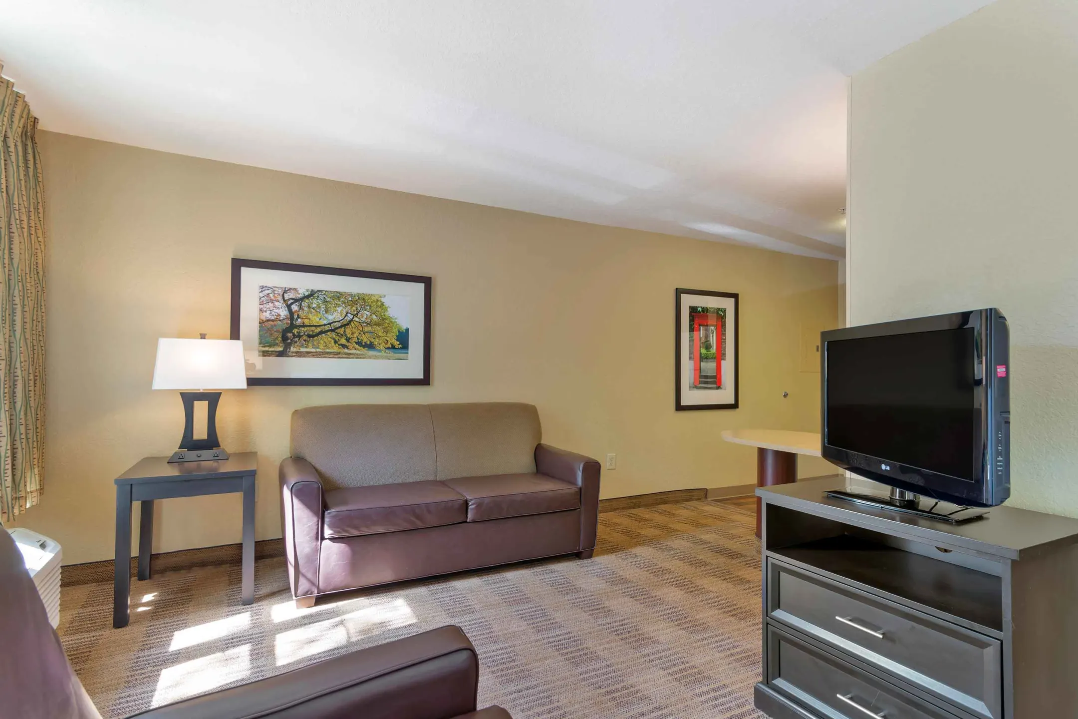 Living Room - Furnished Studio - Indianapolis - Airport - W. Southern Ave. - Indianapolis, IN