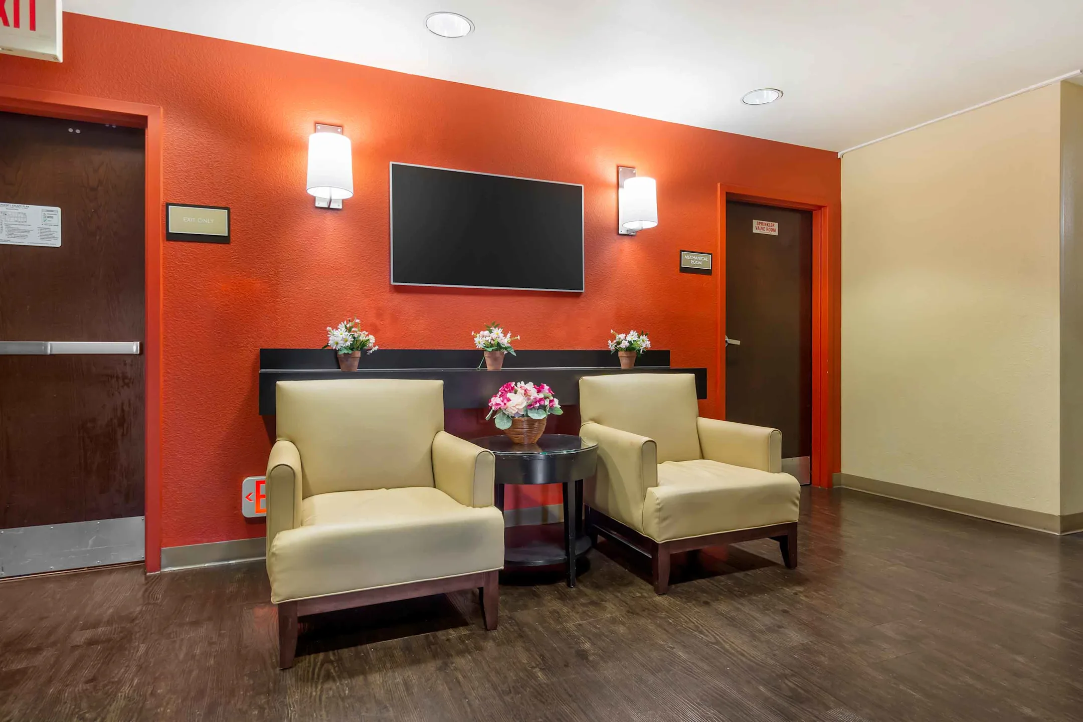 Living Room - Furnished Studio - Tacoma - South - Tacoma, WA