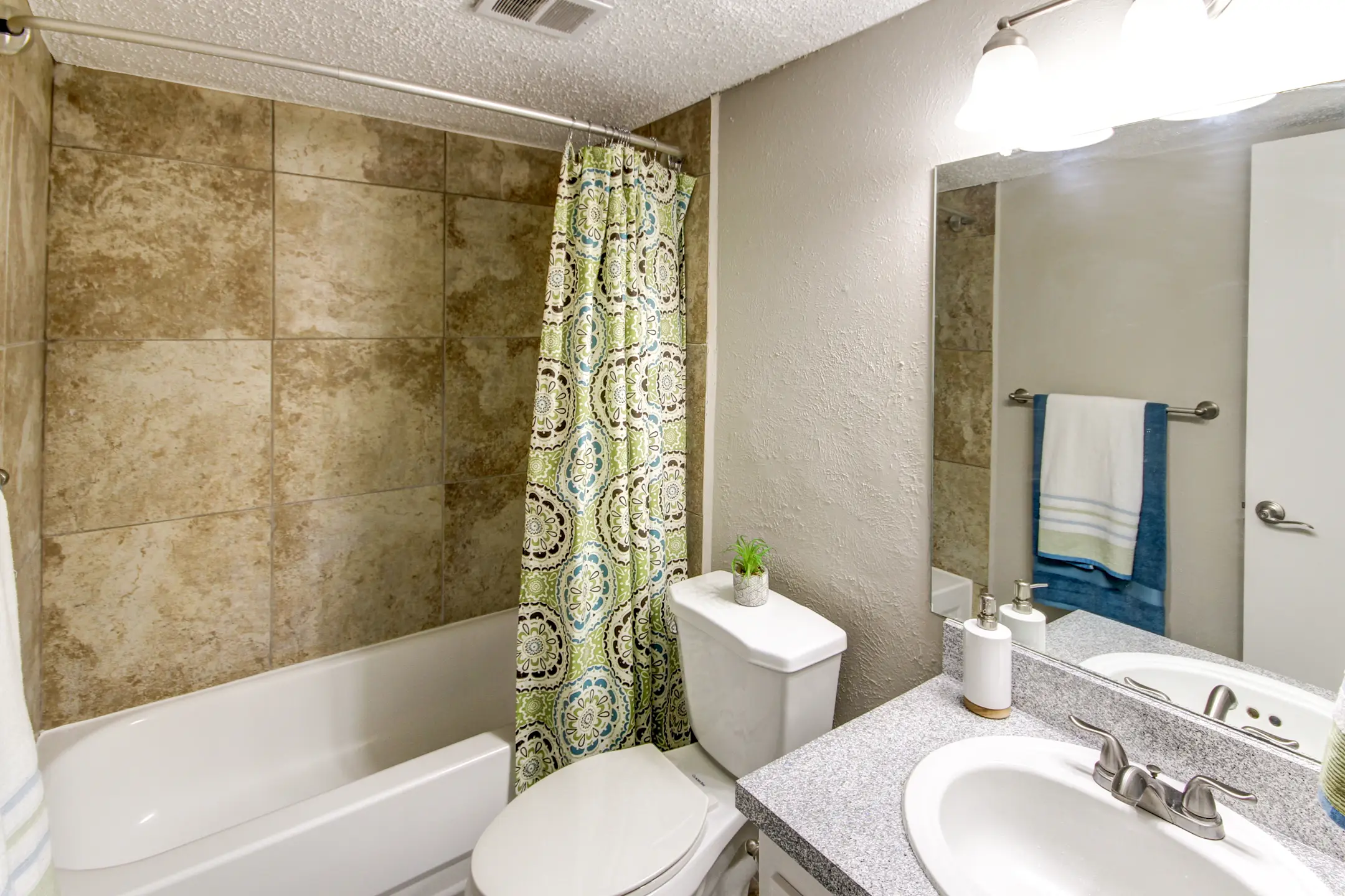 Riata Park Apartments North Richland Hills, TX 76180