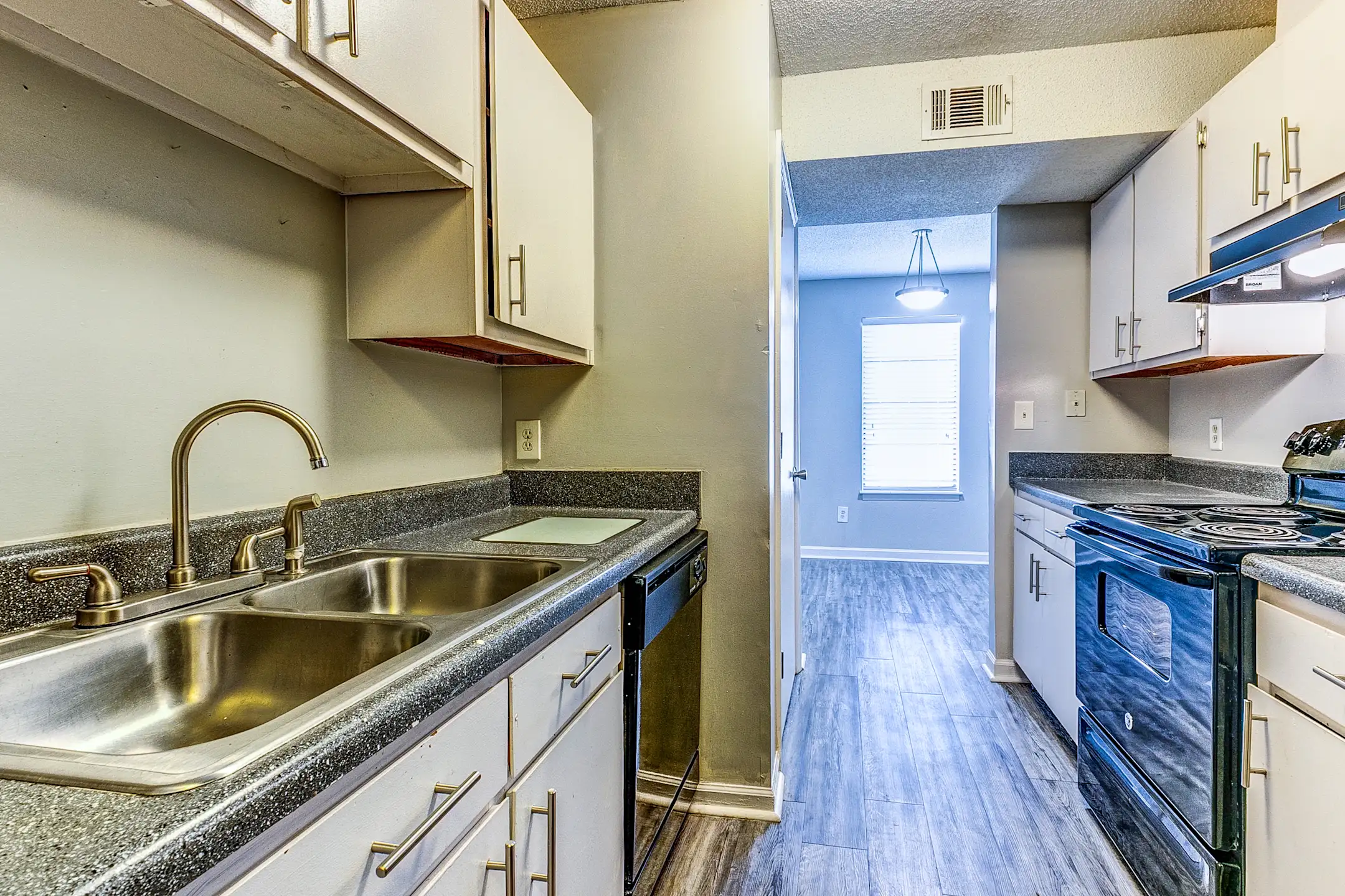 Pine Knoll Apartments Milledgeville, GA 31061