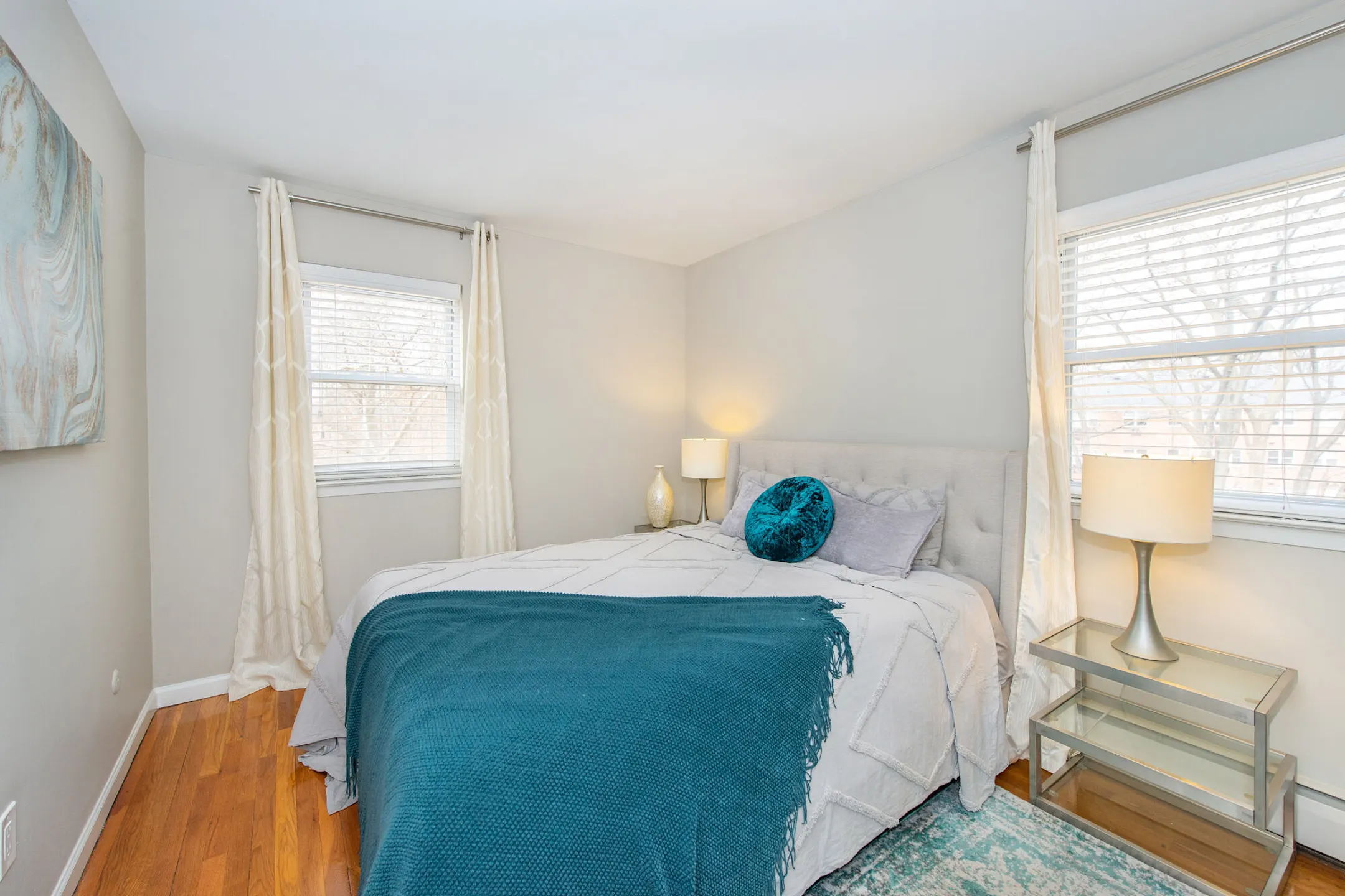 The Crossings at One Apartments Fords, NJ 08863