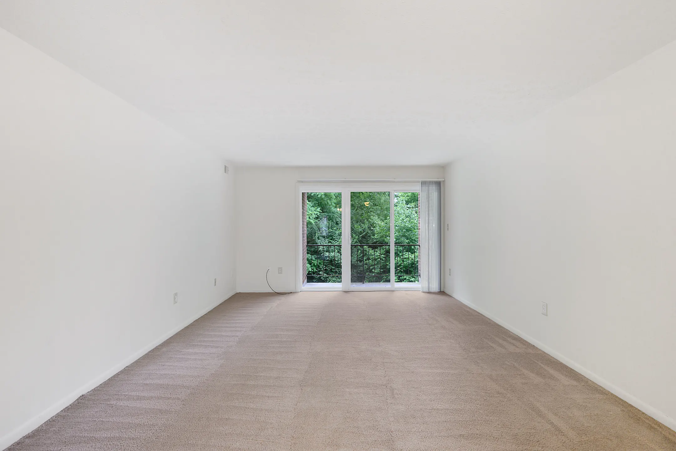 Woodmere Apartments 9333 Round Top Rd Cincinnati, OH Apartments for