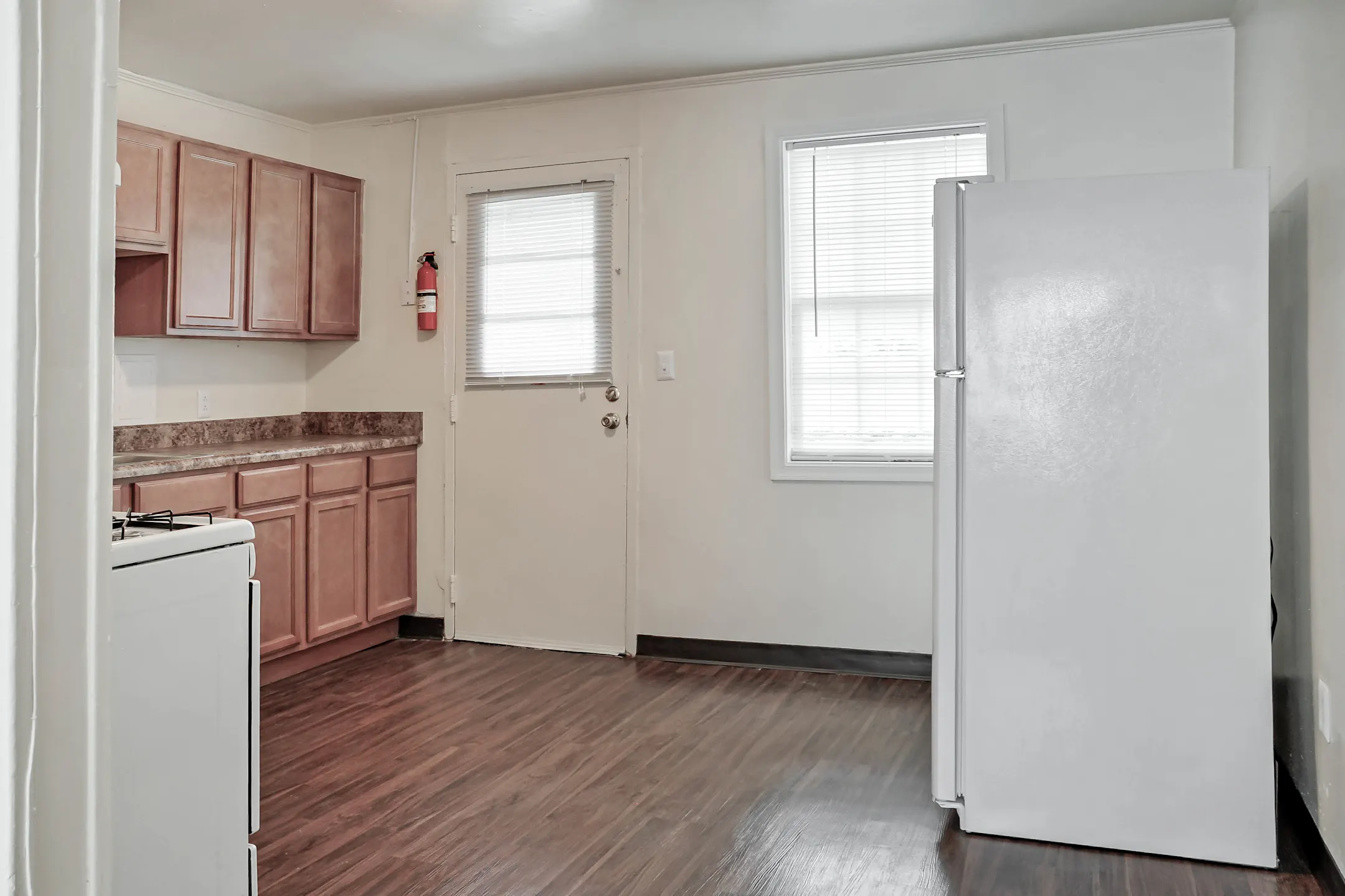 Ingleside Square Apartments 3515 Gatling Ave Norfolk, VA Apartments