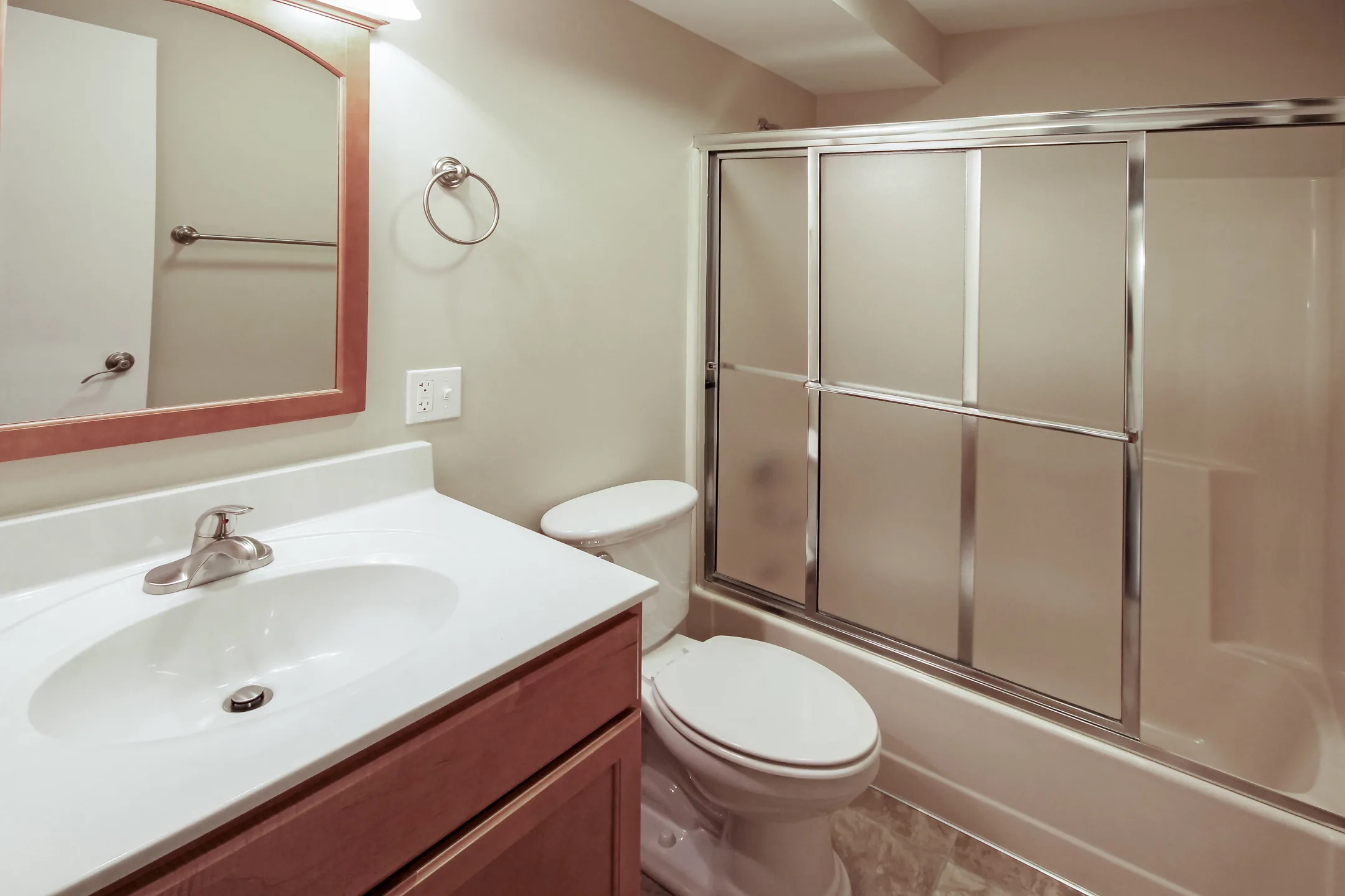 Bathroom - Carriage Hill - Pittsford, NY