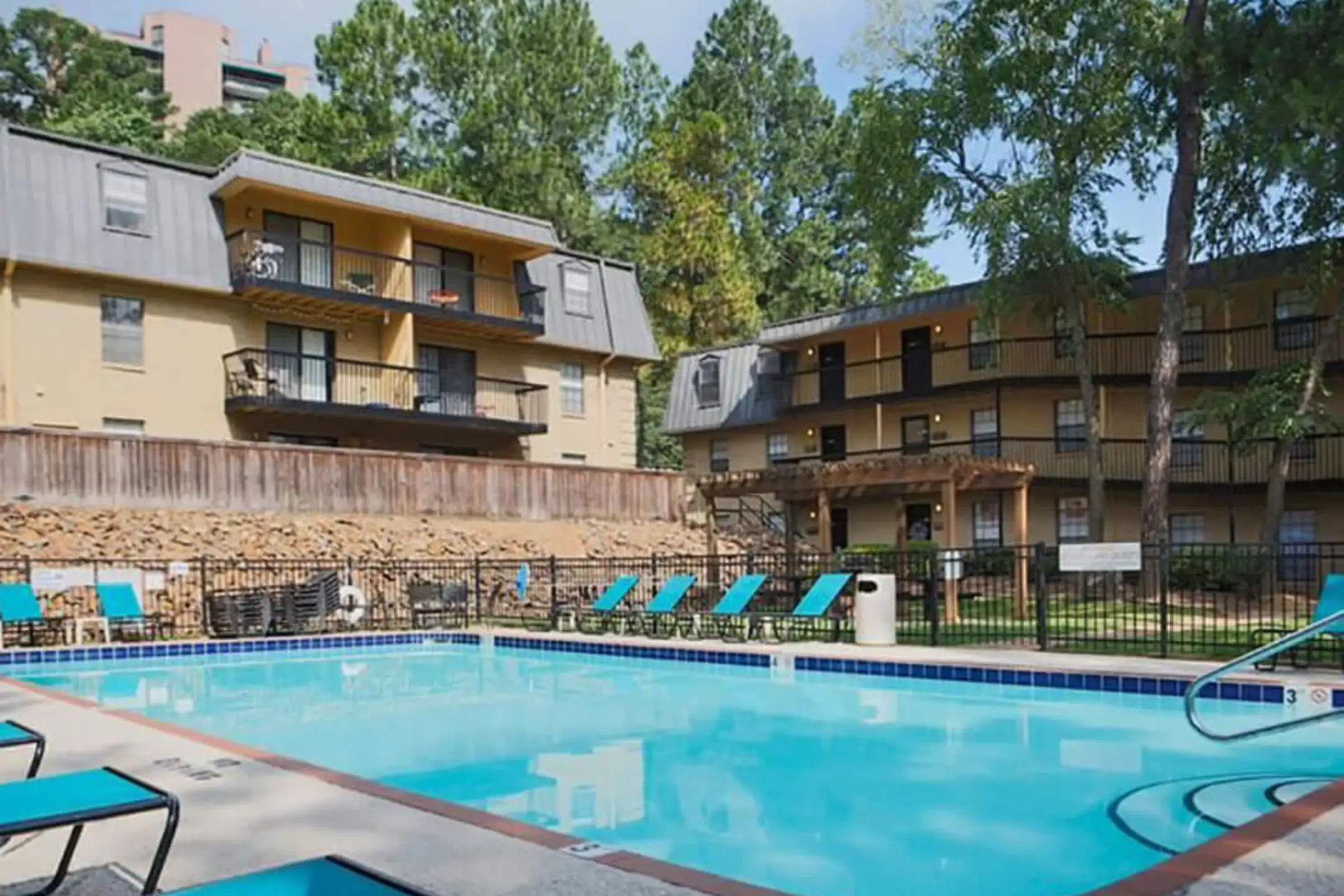 Pool - Vantage Point - Little Rock, AR