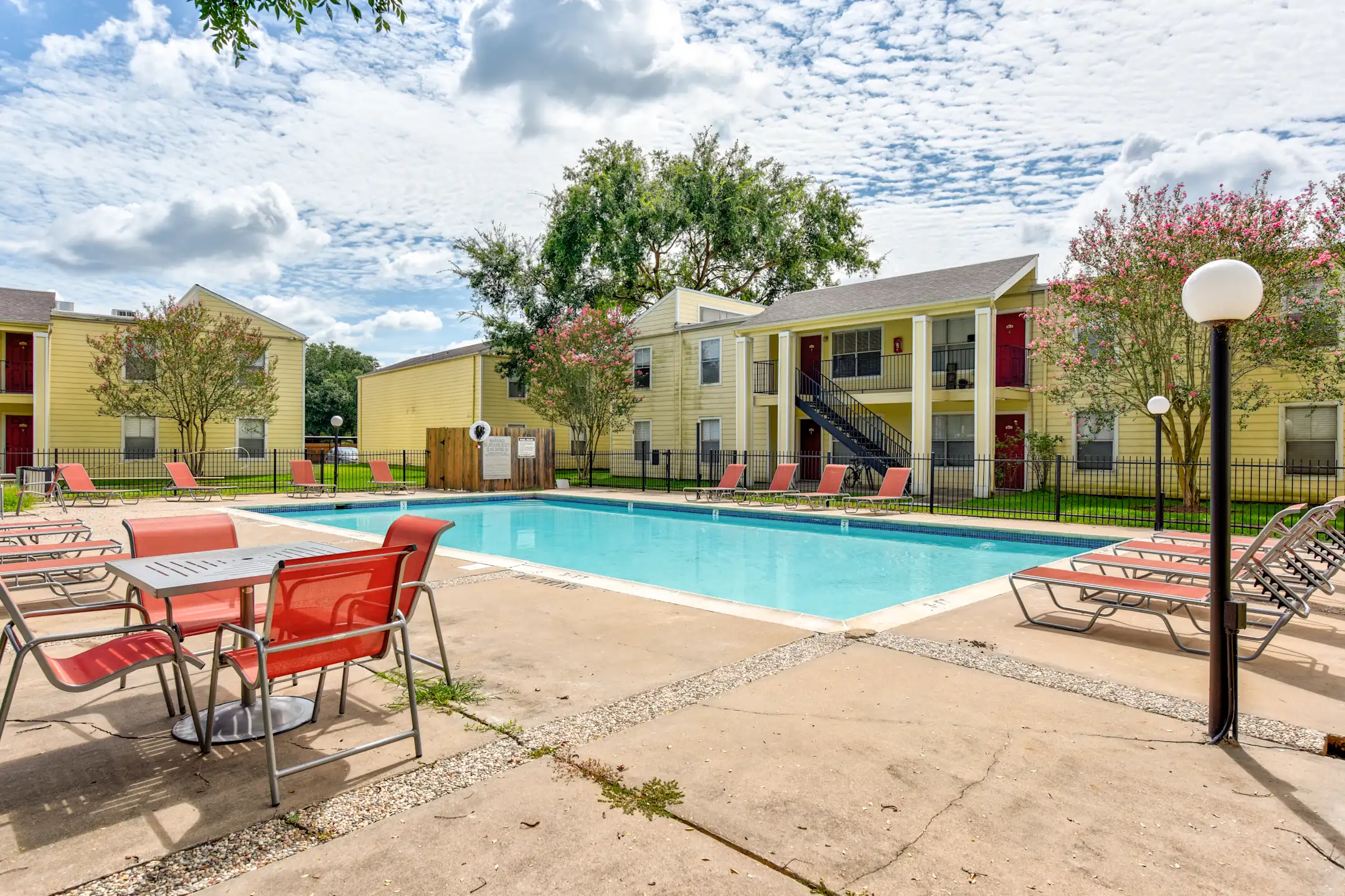 Oyster Creek Apartments 105 Any Way St Lake Jackson, TX Apartments