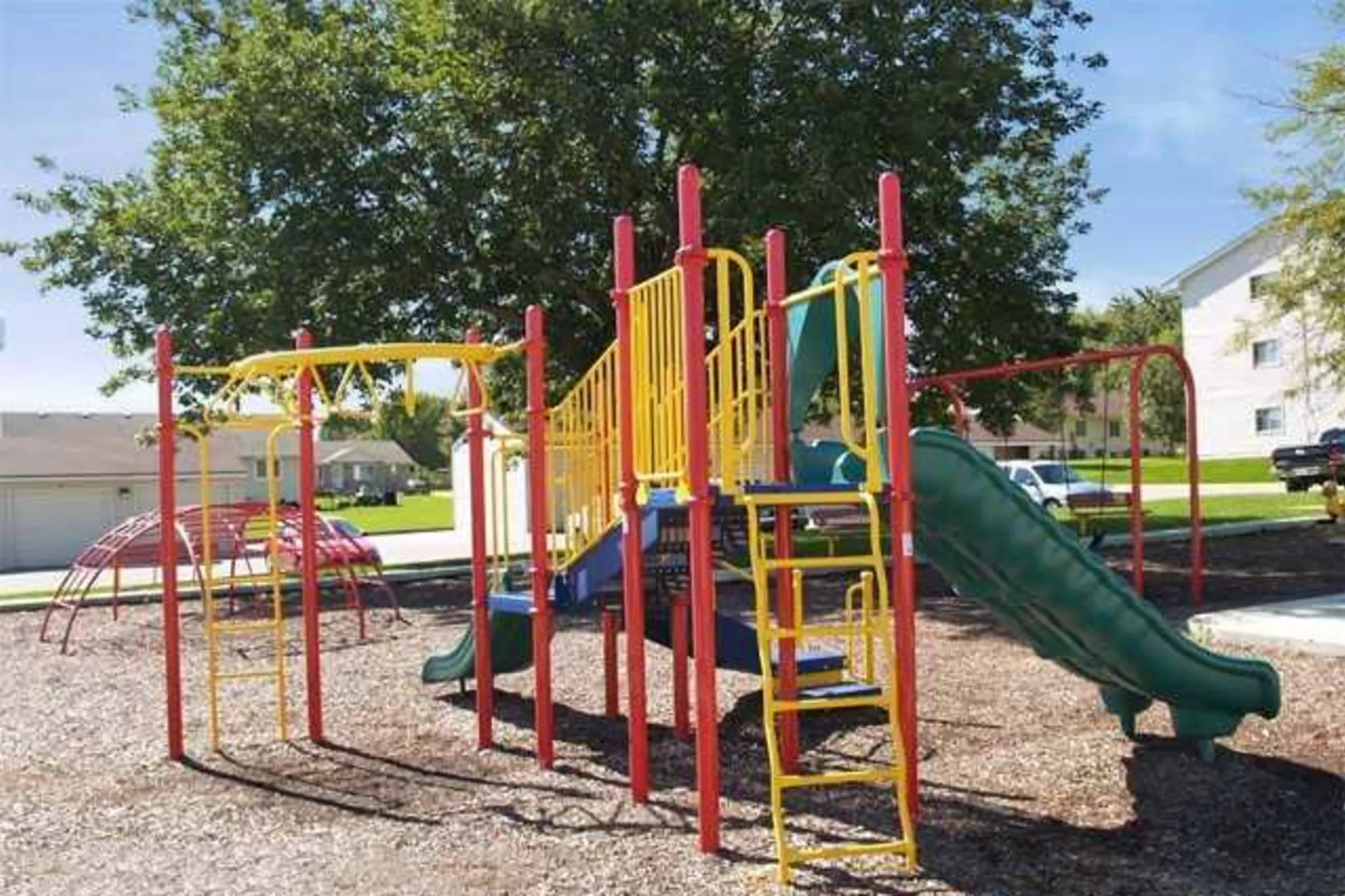 Playground - Canterbury Park - Pleasant Hill, IA