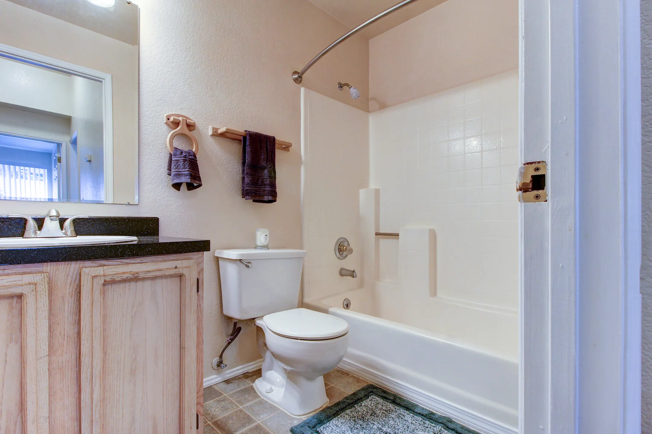 Fairway Lane Apartments Bremerton, WA 98312