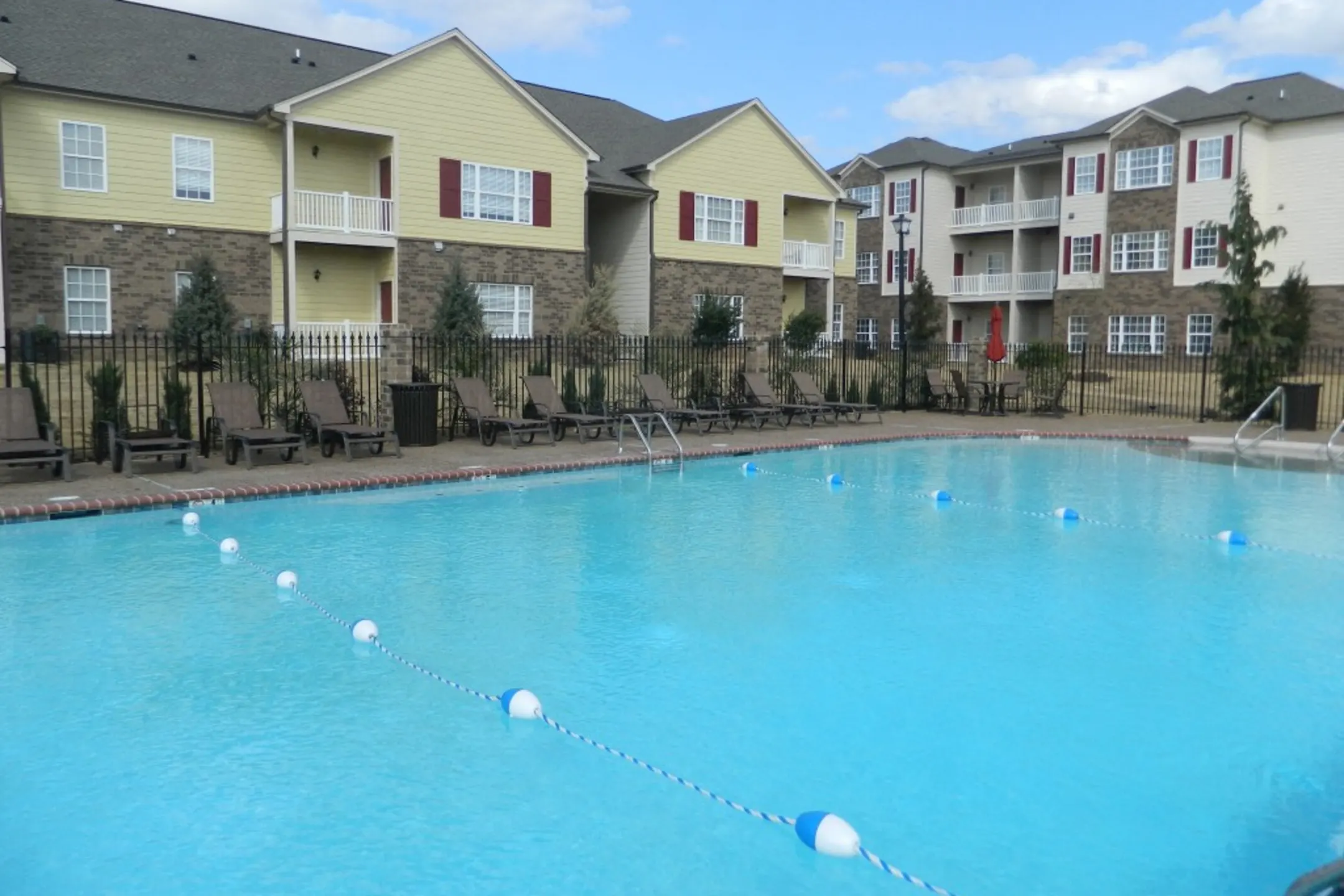 The Charleston Apartments - Cordova, TN