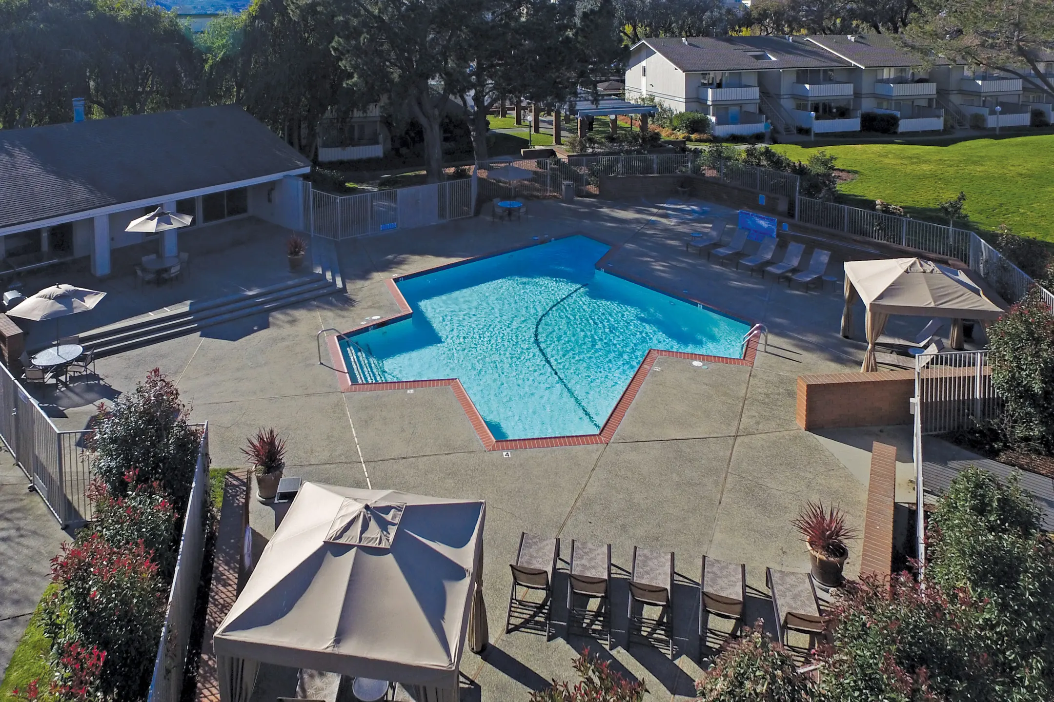 Pool - Shadow Cove - Foster City, CA
