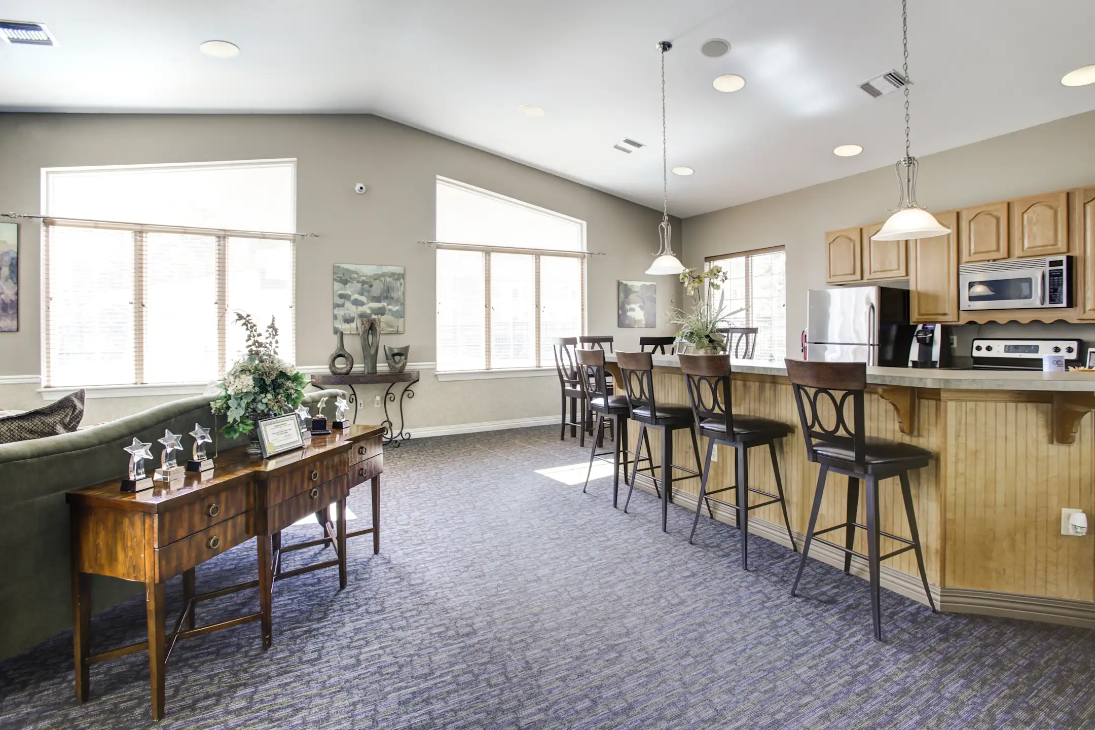 The Apartments at Elmwood Terrace/Hunters Glen 1420 Key Pkwy