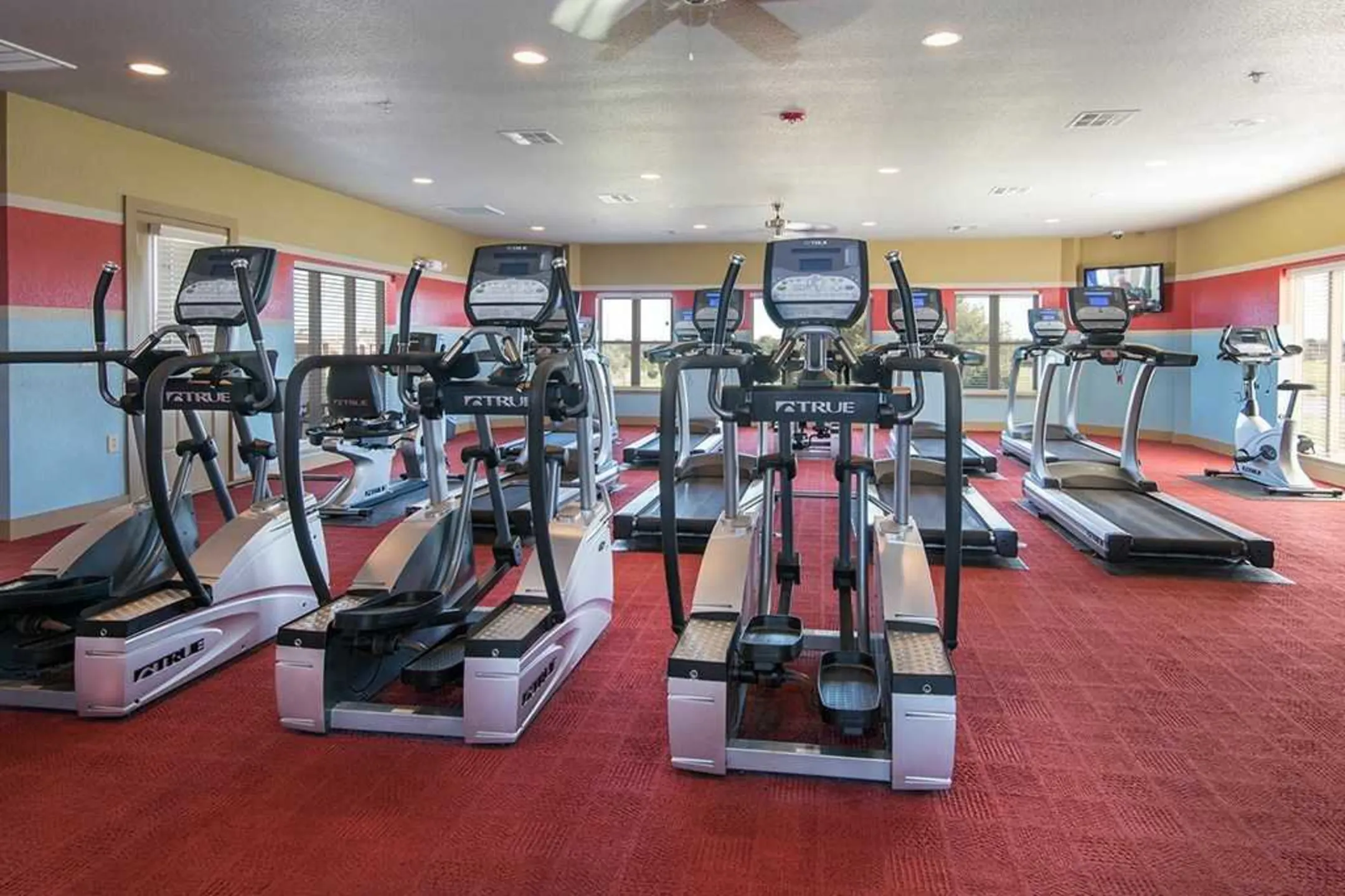 Fitness Weight Room - The Greens at Norman - Norman, OK