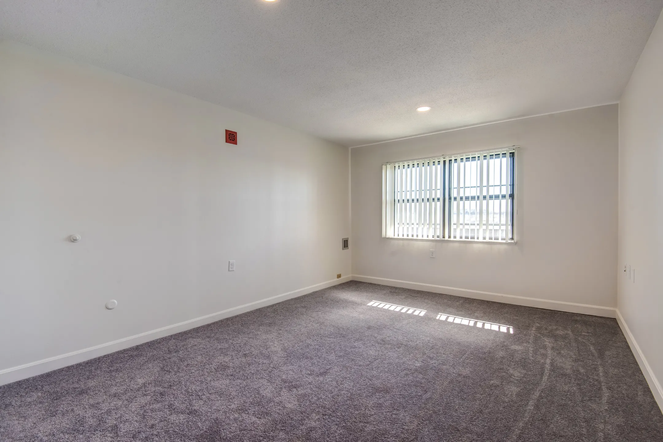 Clipper Apartments - 75 Palmer St | Quincy, MA for Rent | Rent.