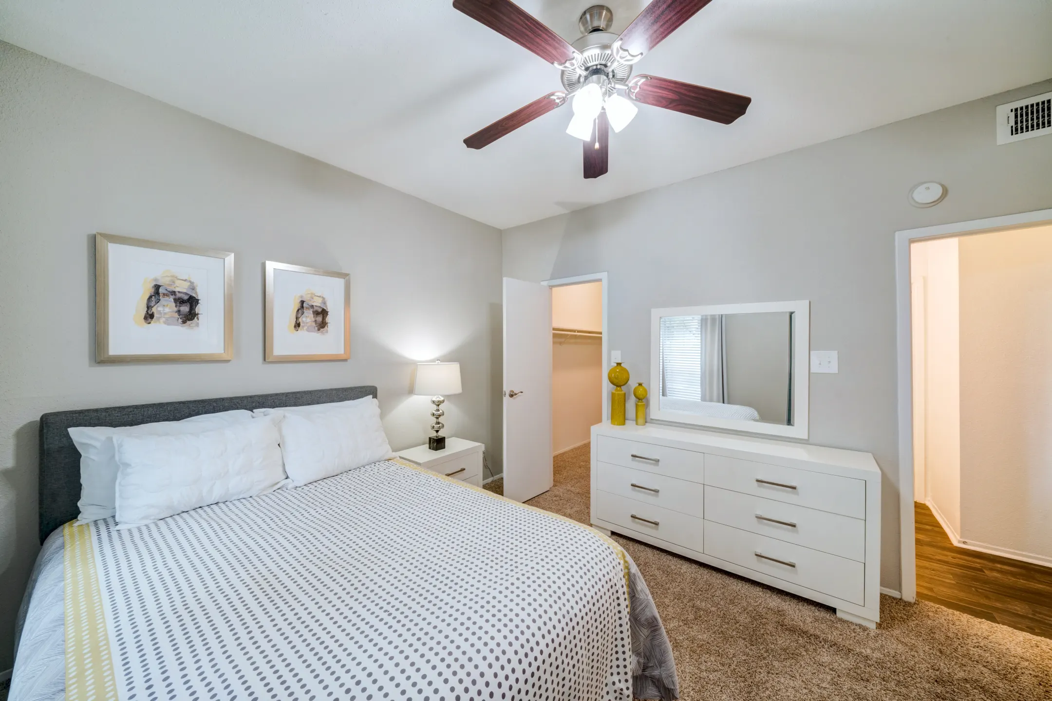 Bellevue At Clear Creek Apartments - Friendswood, Tx 77546