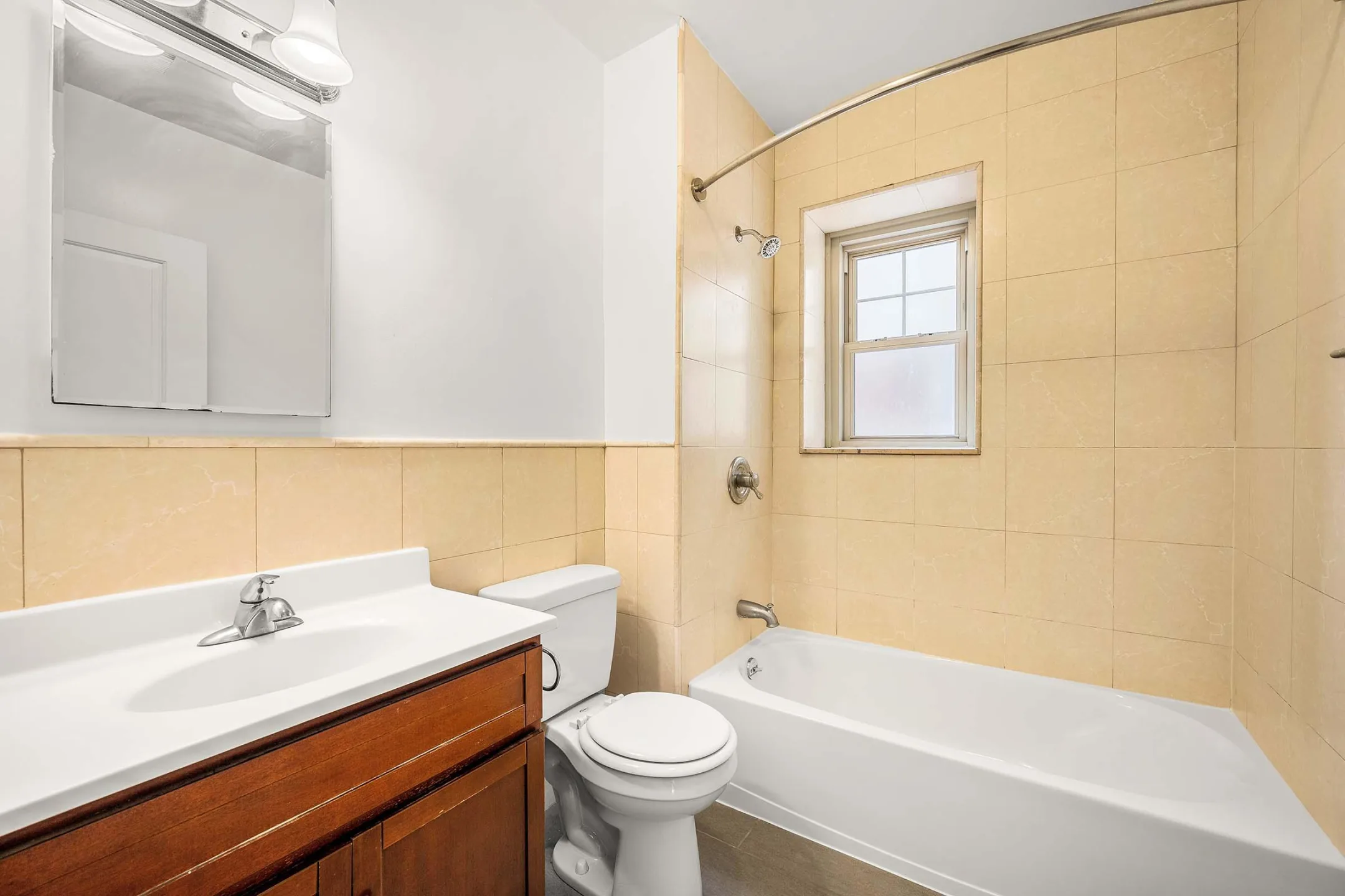 Bathroom - Greene Manor - Philadelphia, PA