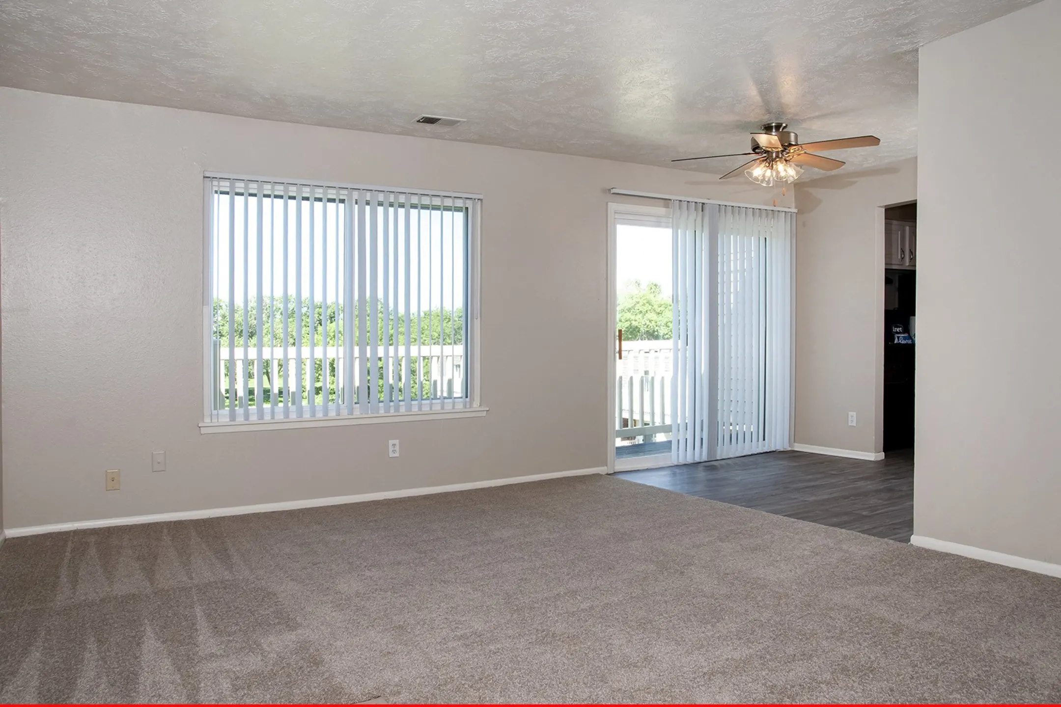 Cimarron Hills Apartments Omaha, NE 68127