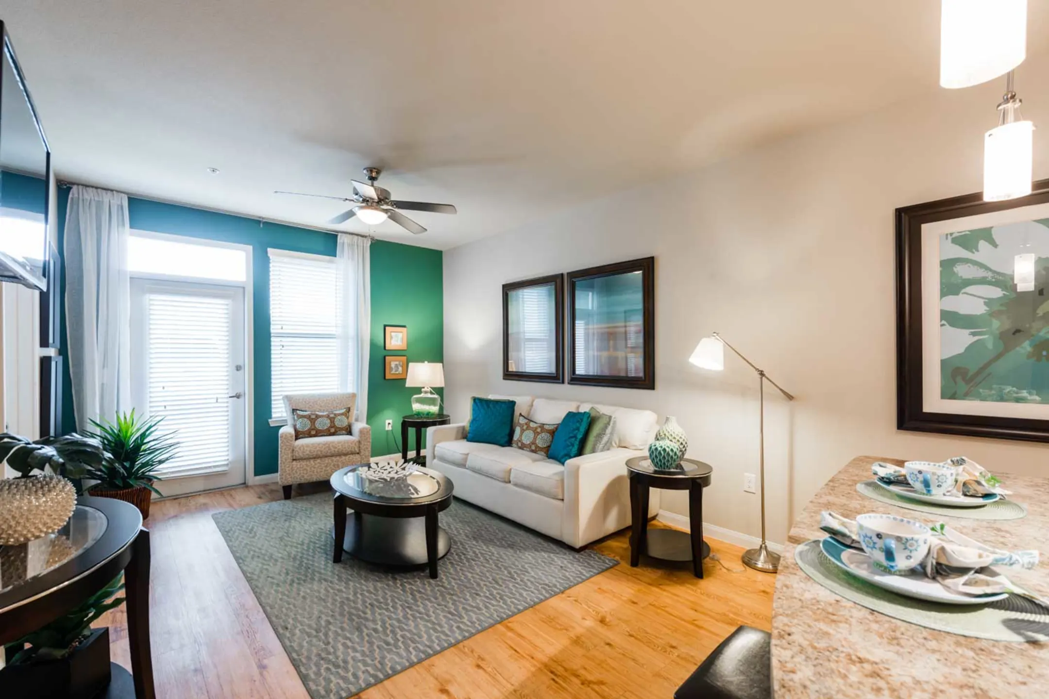 Queenston Manor Apartments Houston, TX 77084