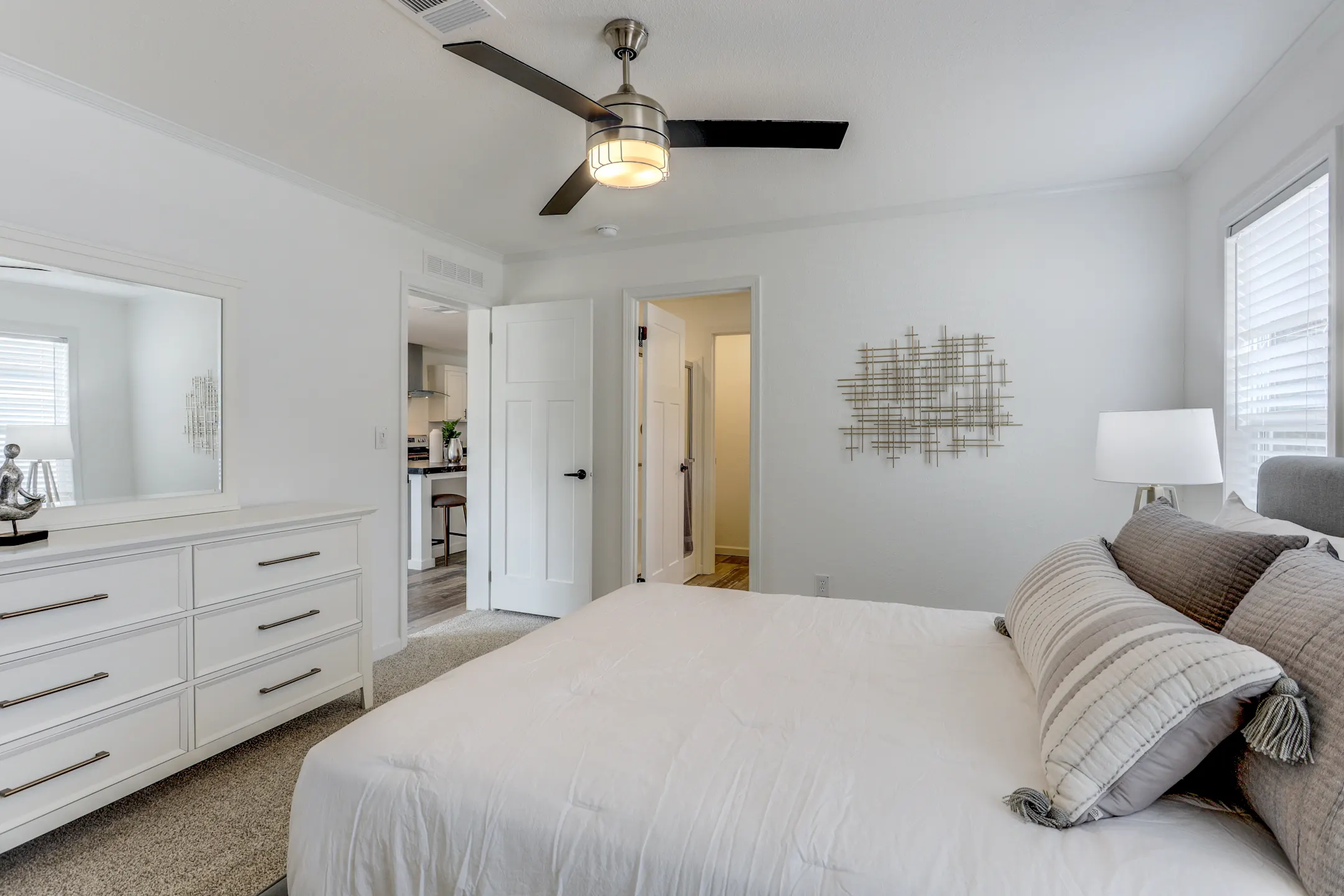 Bedroom - Pine Acre Trails - Conroe, TX