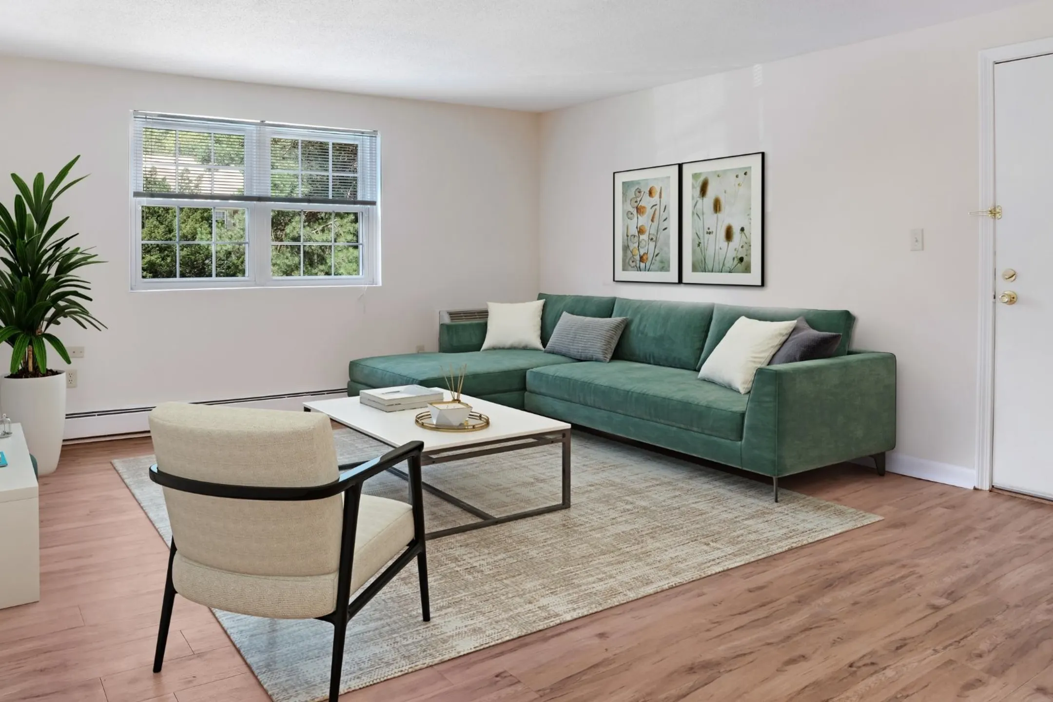 Wexford Village Apartment Homes 29 Duncannon Ave Worcester, MA