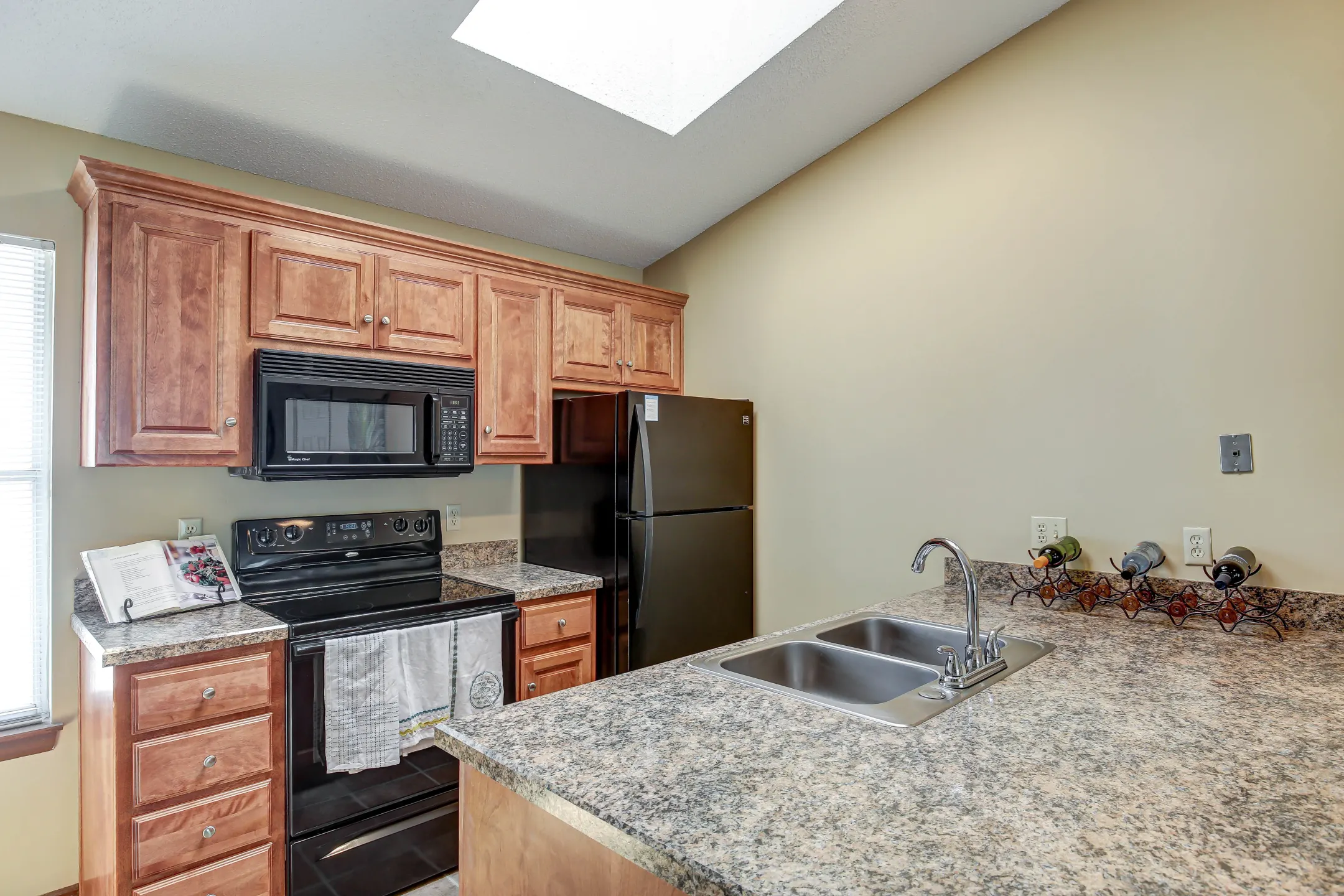 Pinegate 9002 W 64th Ter Merriam, KS Apartments for Rent Rent.