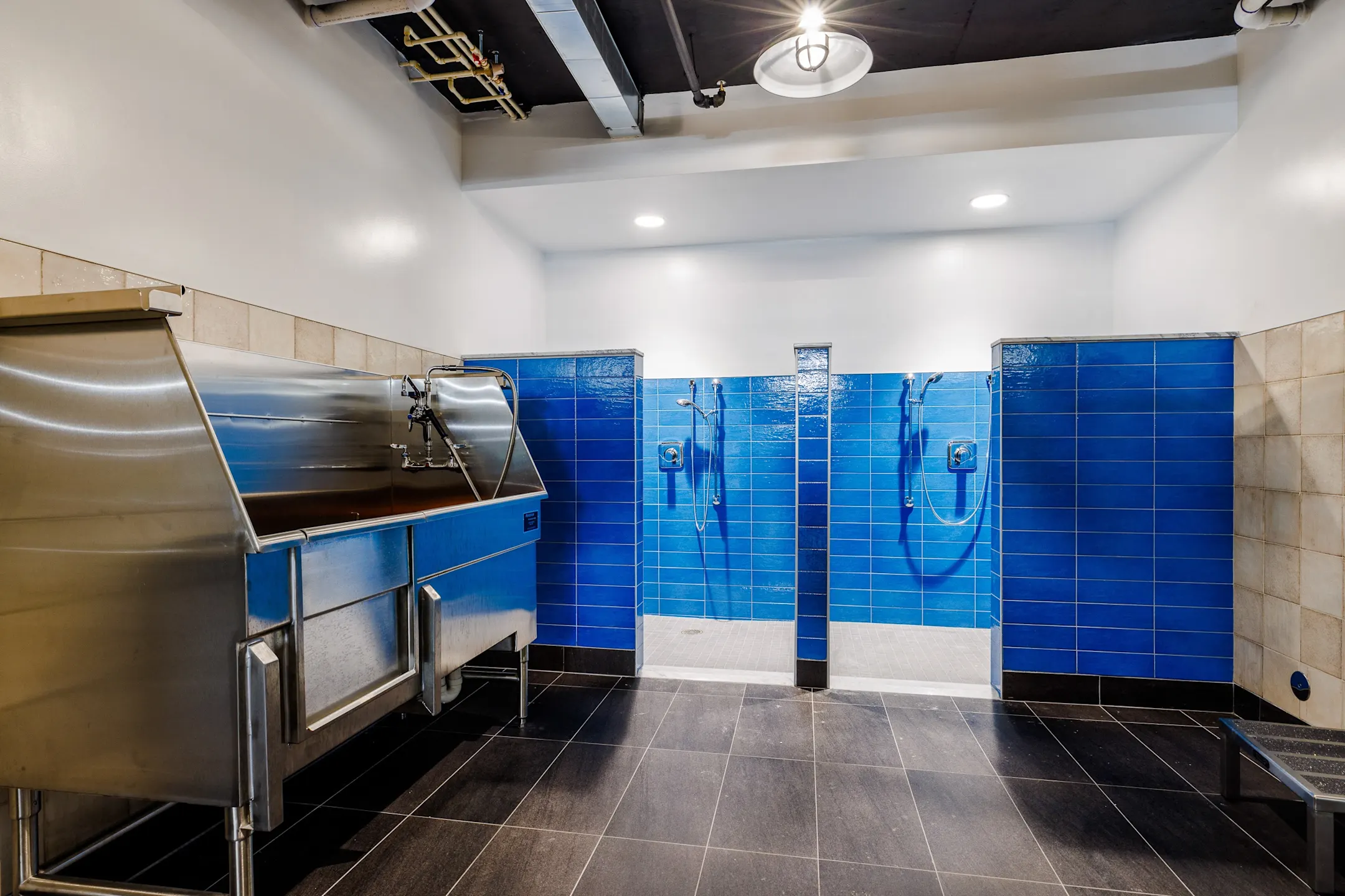 The District Apartments Montvale, NJ 07645