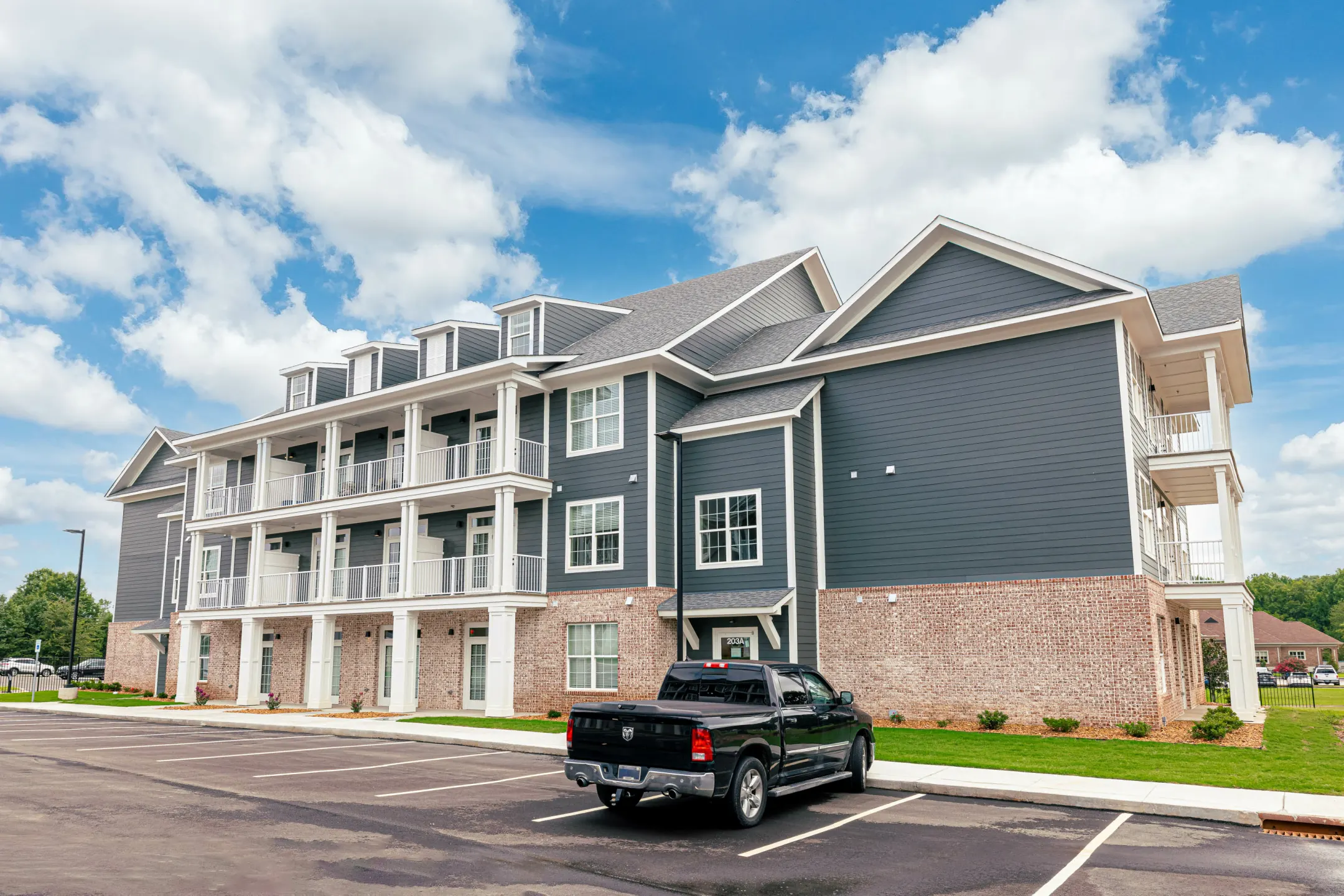 Shadow Creek West Apartments Jackson, TN 38305