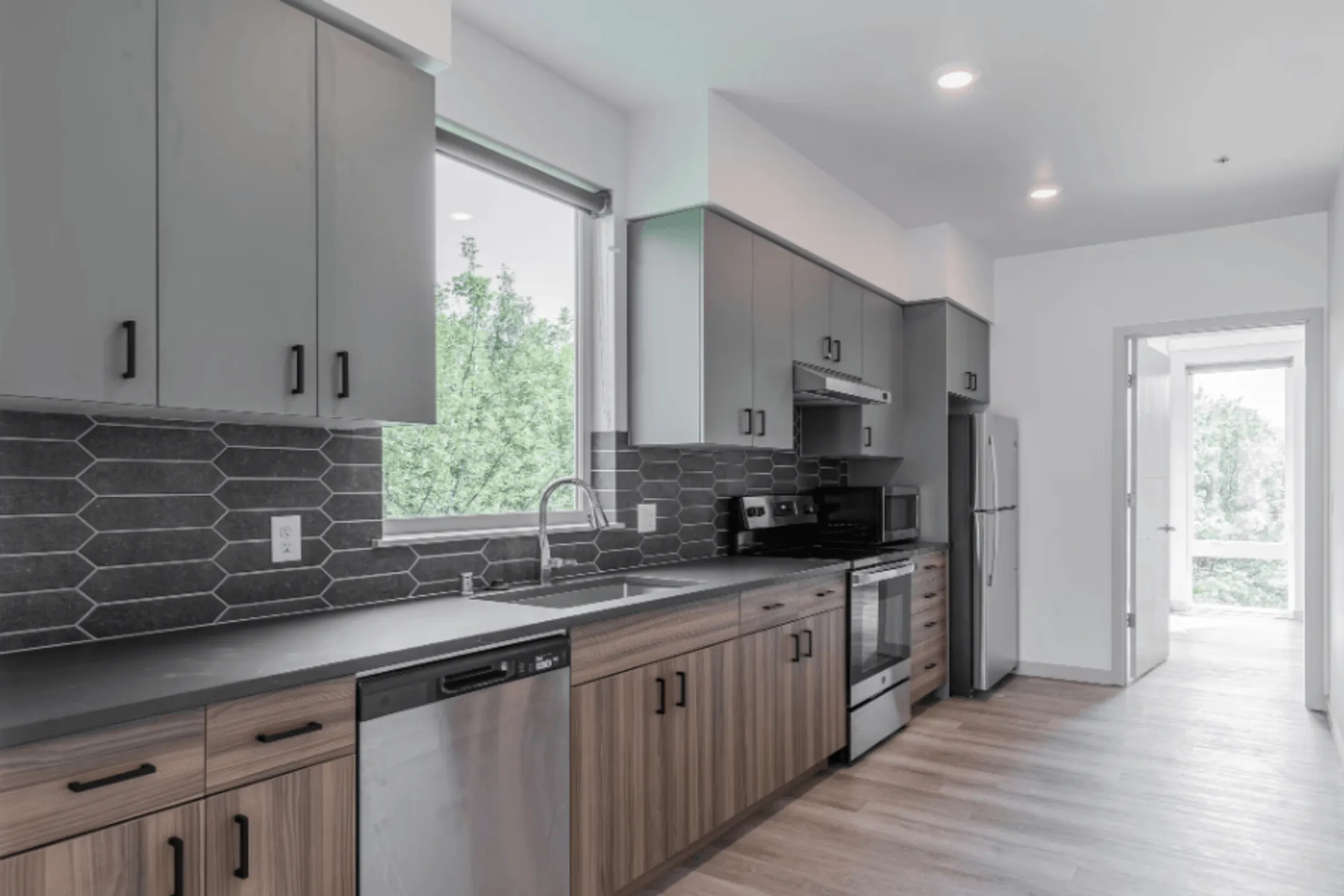 Casey Apartments 5515 NW Pacific Rim Blvd Camas, WA Apartments for