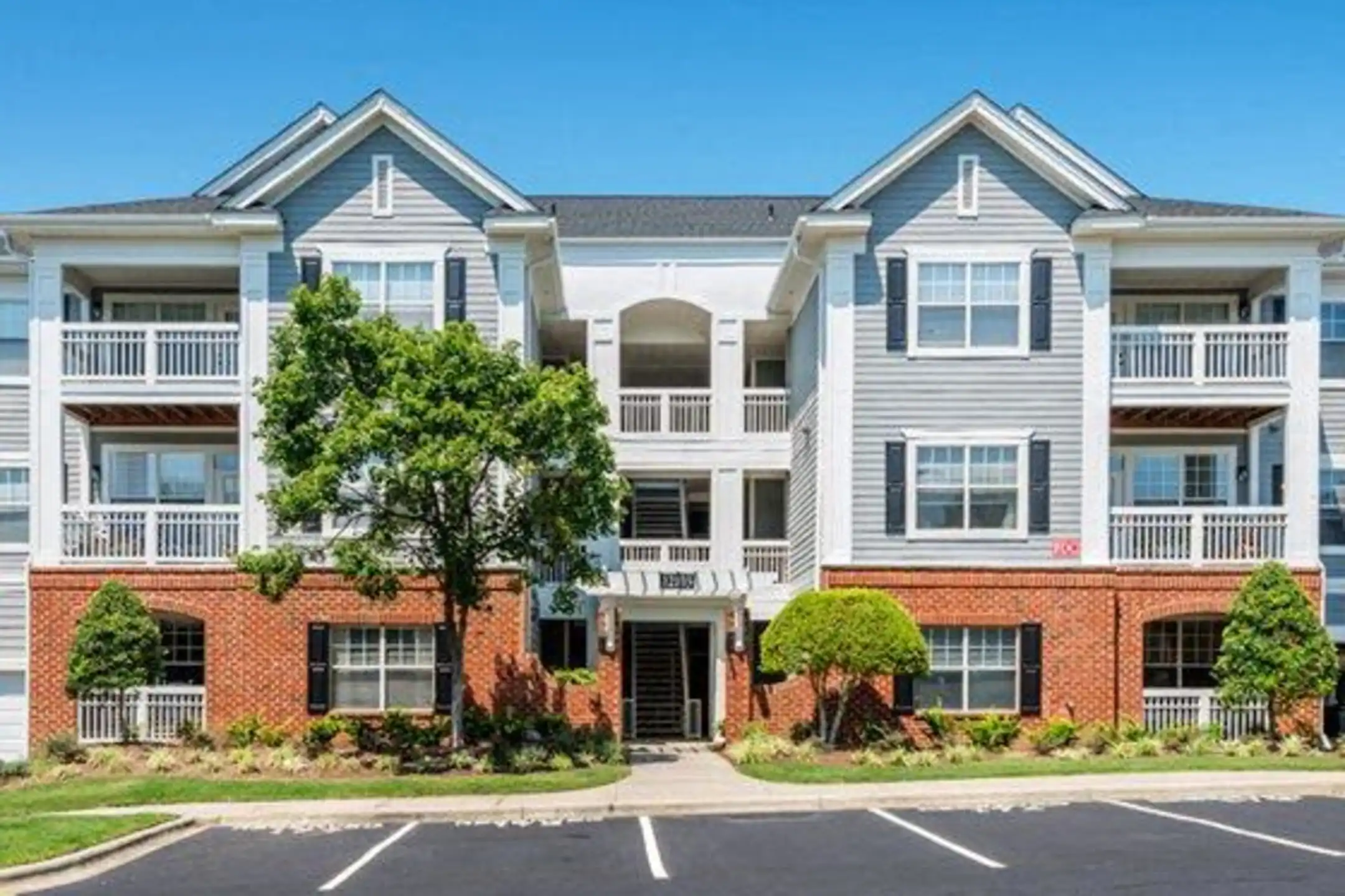The Residences at Wakefield Apartments Raleigh, NC 27614