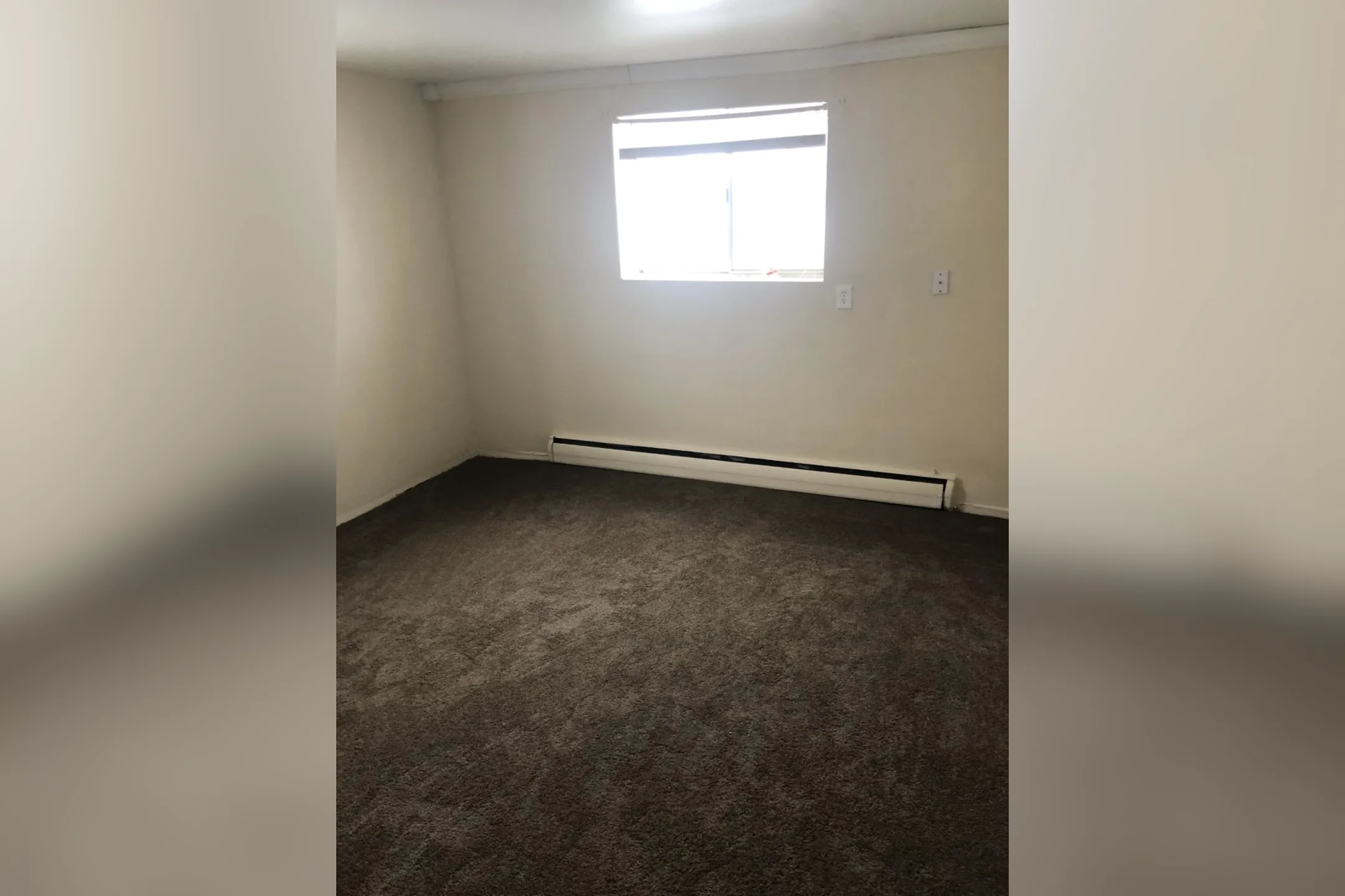 Silver Lake Apartments 8235 Buffalo Ave Niagara Falls, NY