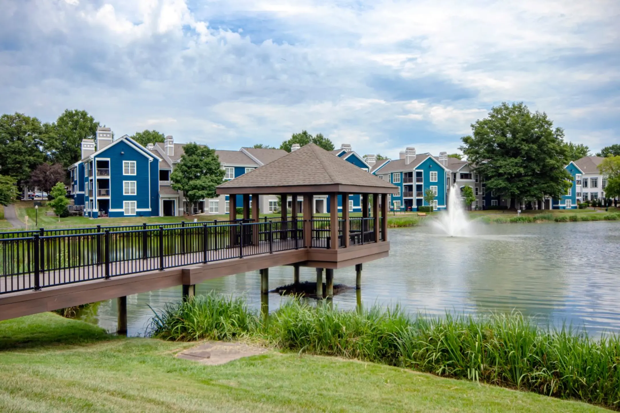 Lakeside 6221 Summer Pond Dr Centreville, VA Apartments for Rent