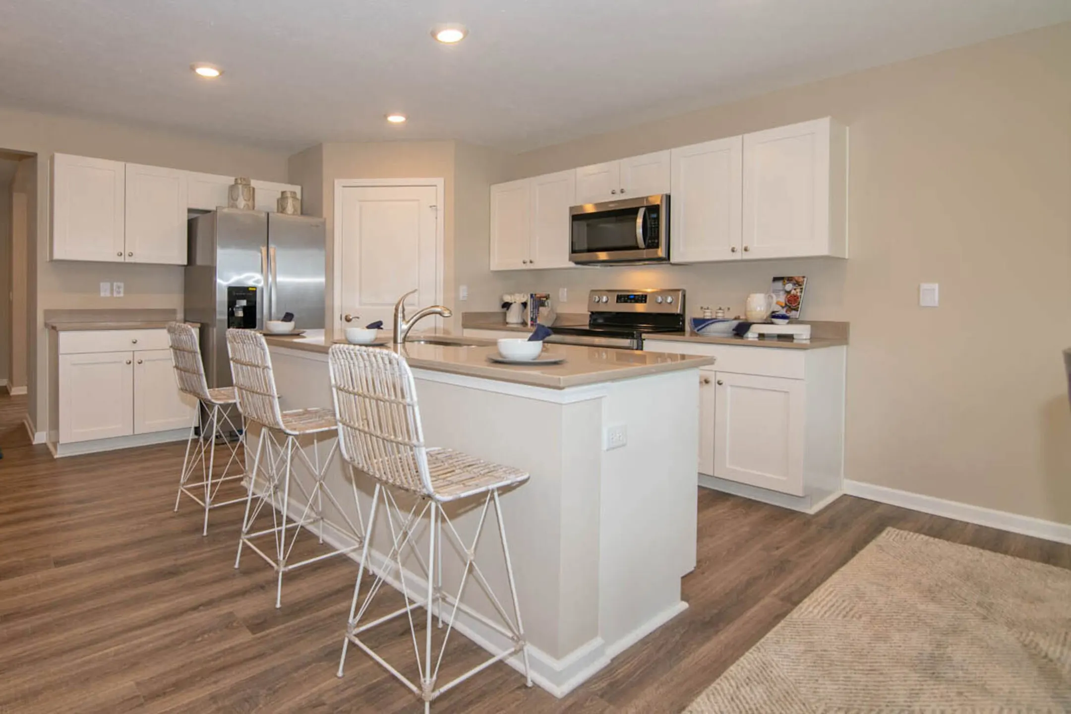 Sandalwood Homes Houses Greenfield, IN 46140